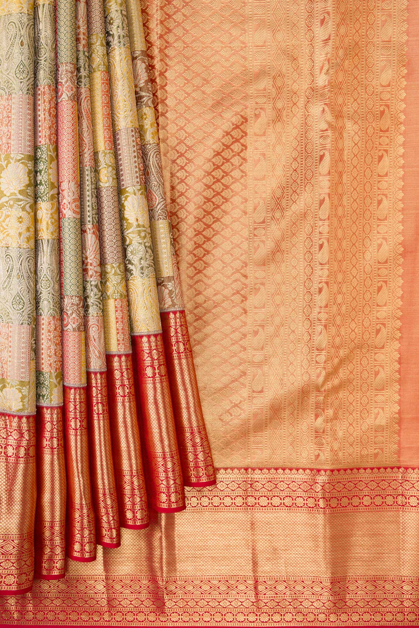 Gold Dual Tone Kanjivaram Tissue Silk Saree - Image 4