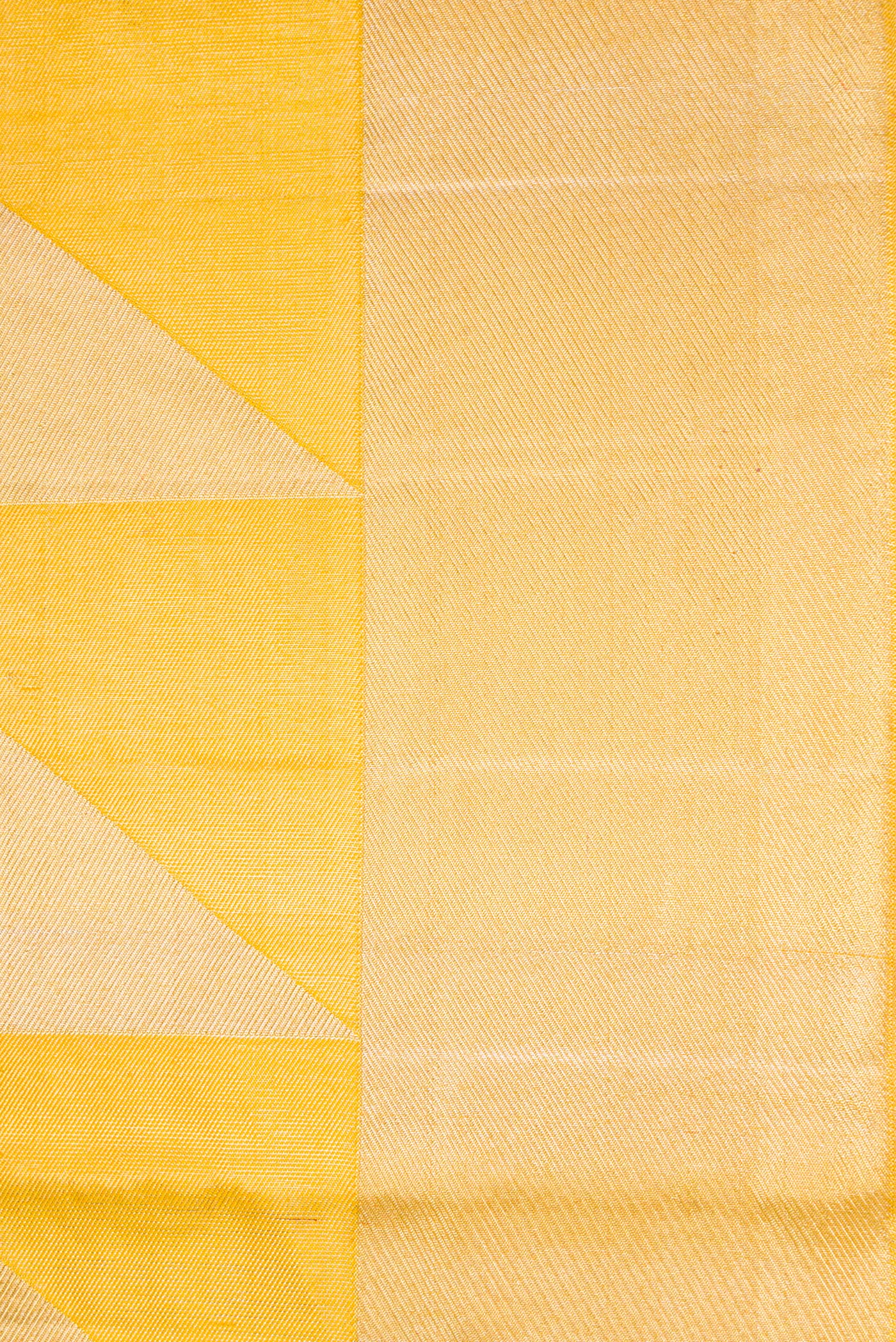 Yellow Dual Tone Kanchipuram Tissue Silk Saree - Image 3