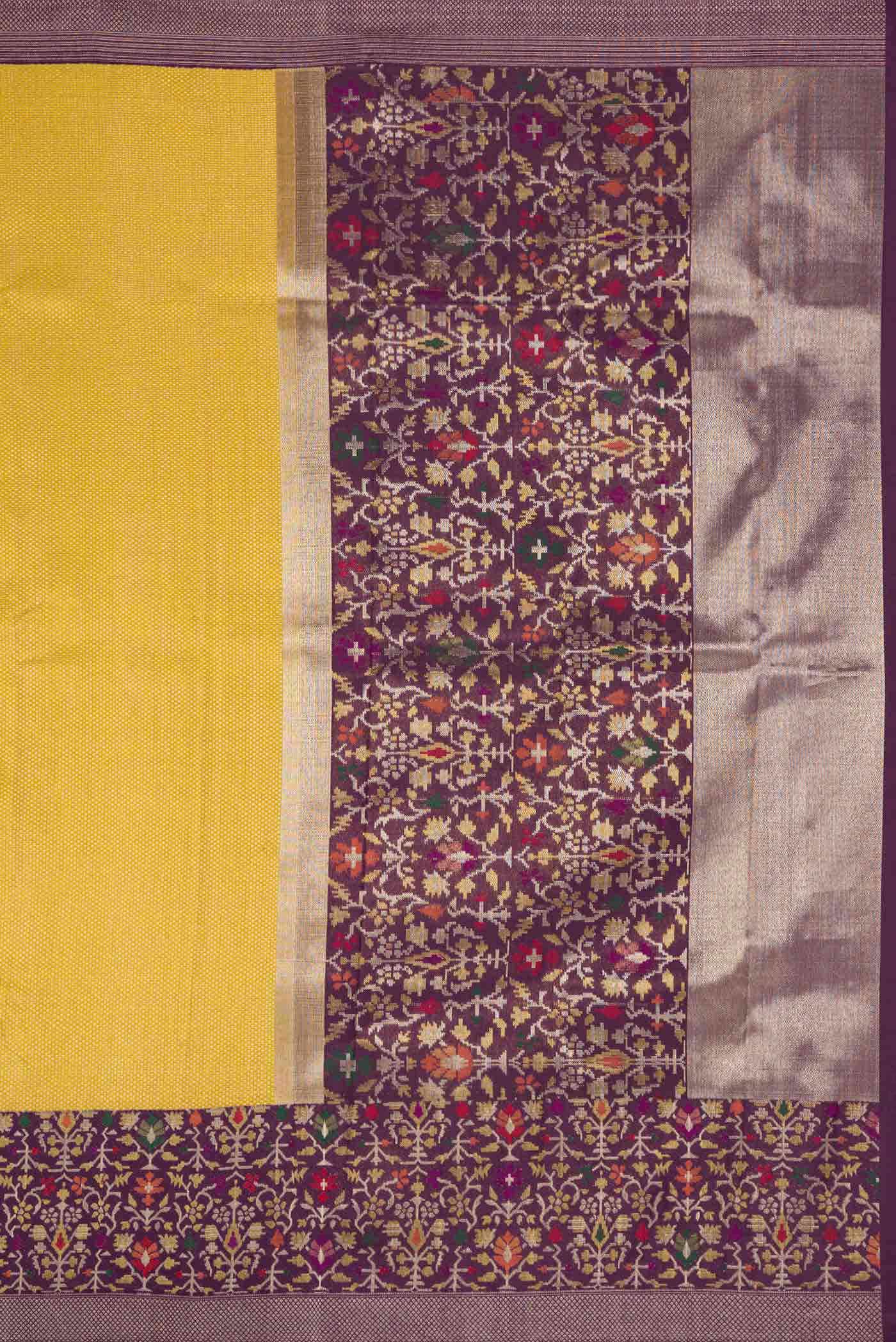 Pure Silk Pure Zari Gold Kanjivaram Tissue Saree - Image 5