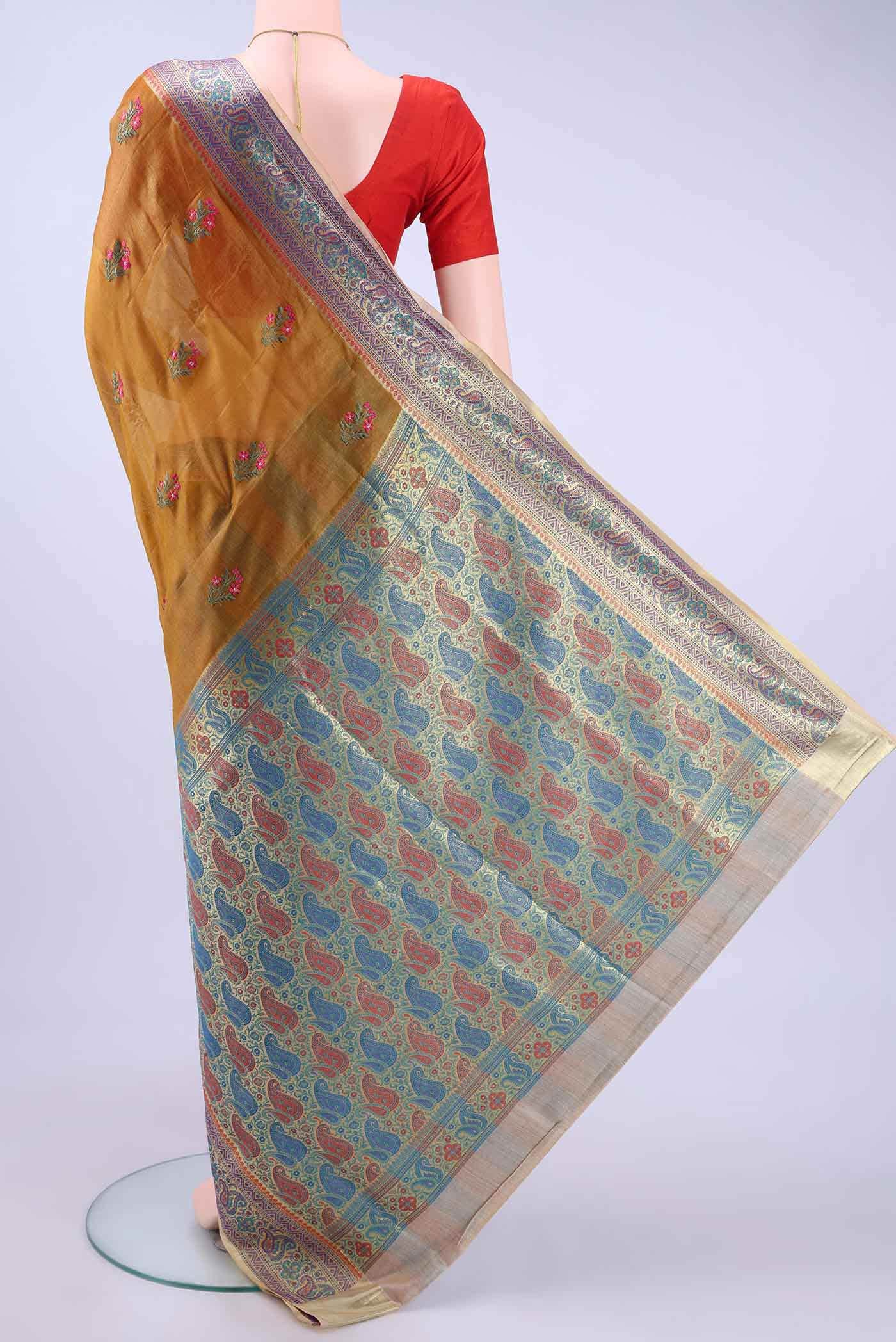 Golden Banarasi Silk Saree - Image 2