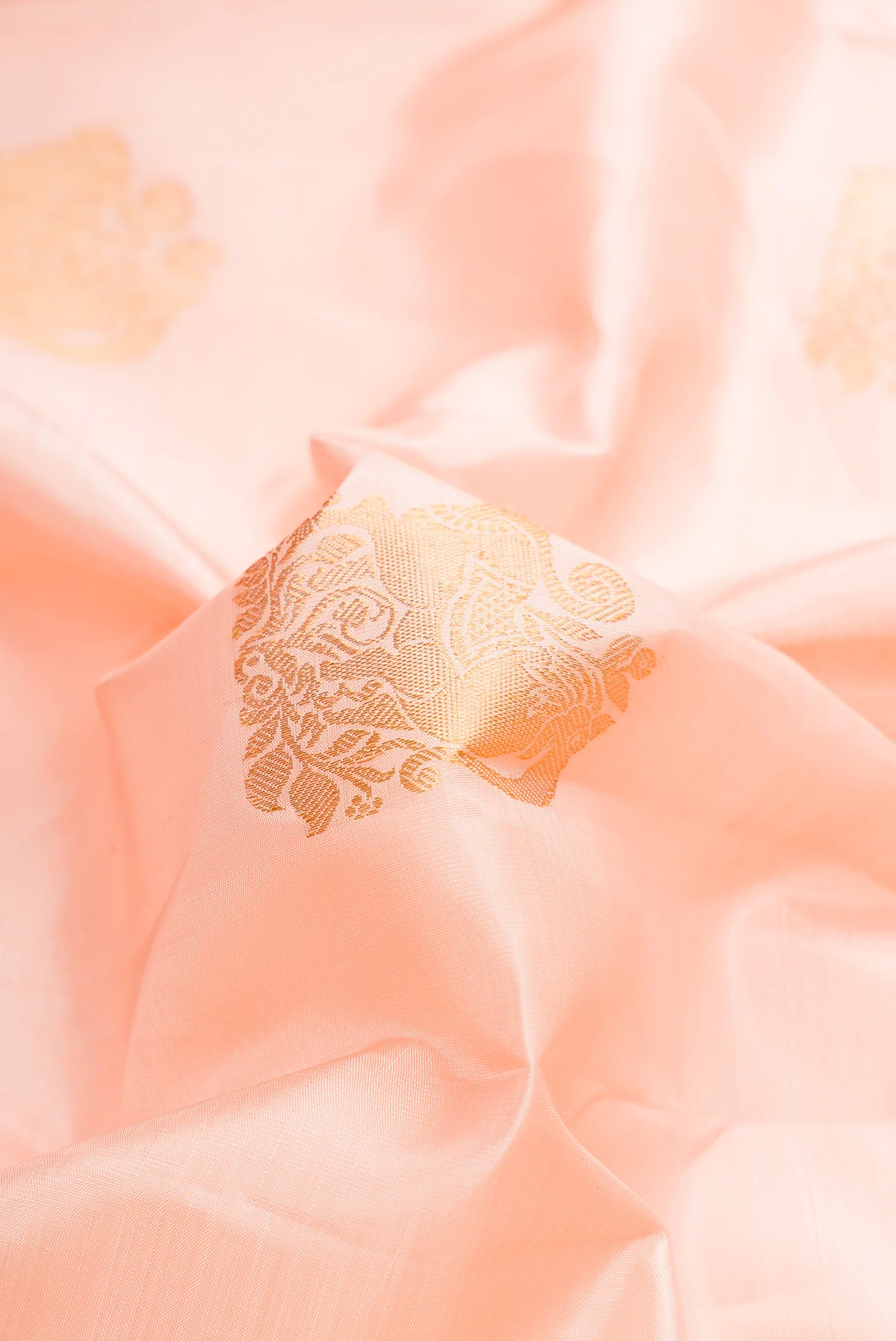 Golden Peach Kanjivaram Silk Saree - Image 2