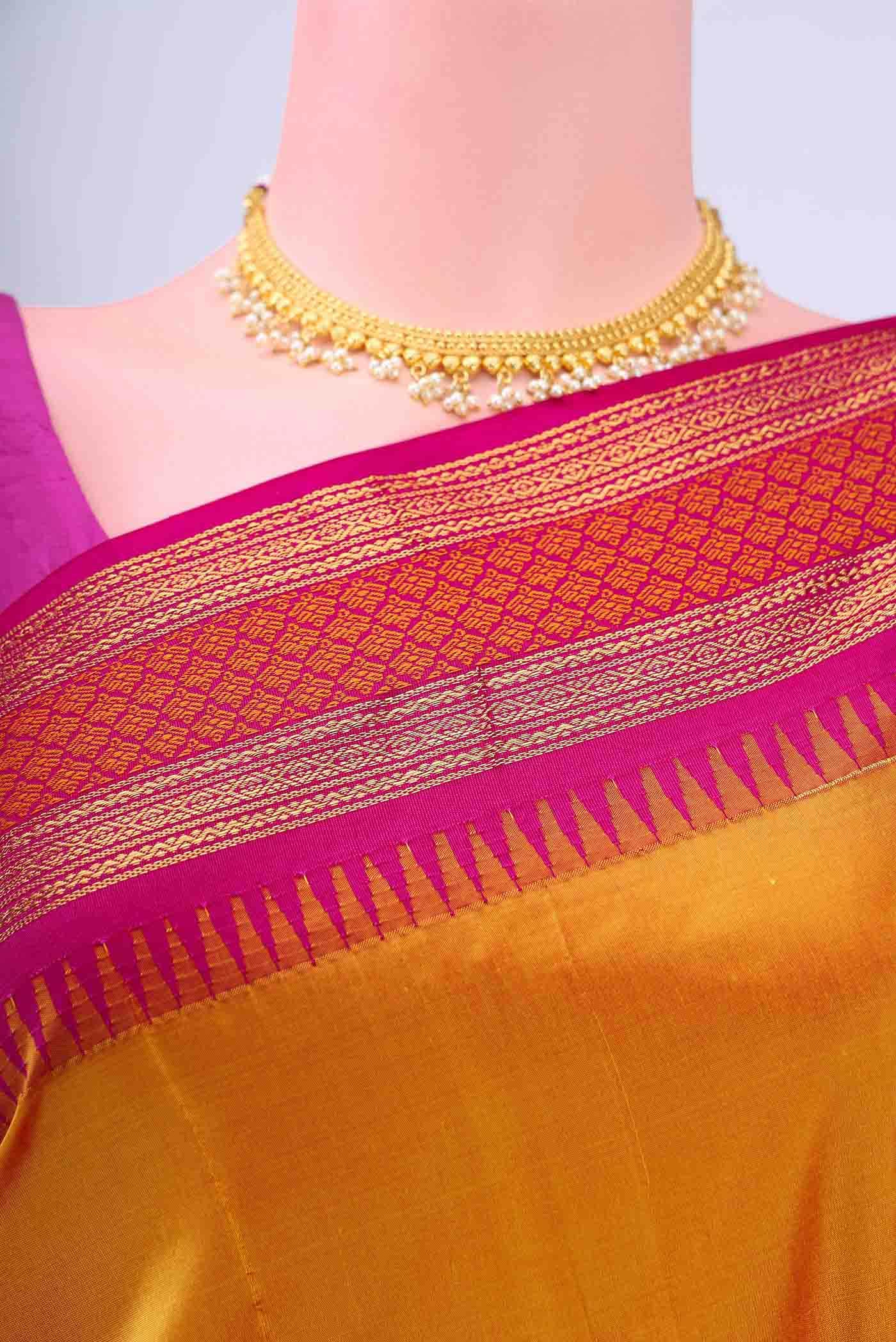 Green Blended Bangalore Silk - kadyal Saree - Image 3