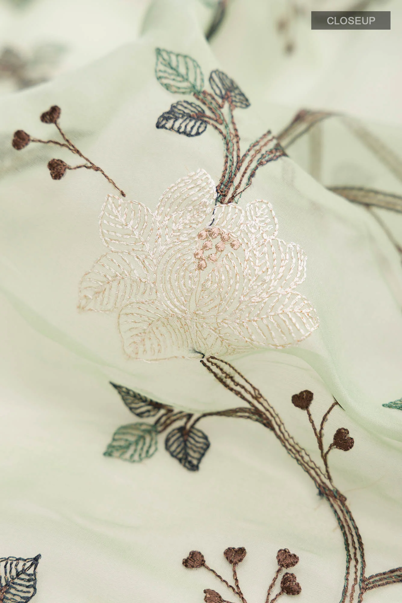 Green Blended Organza Silk Saree - Image 2