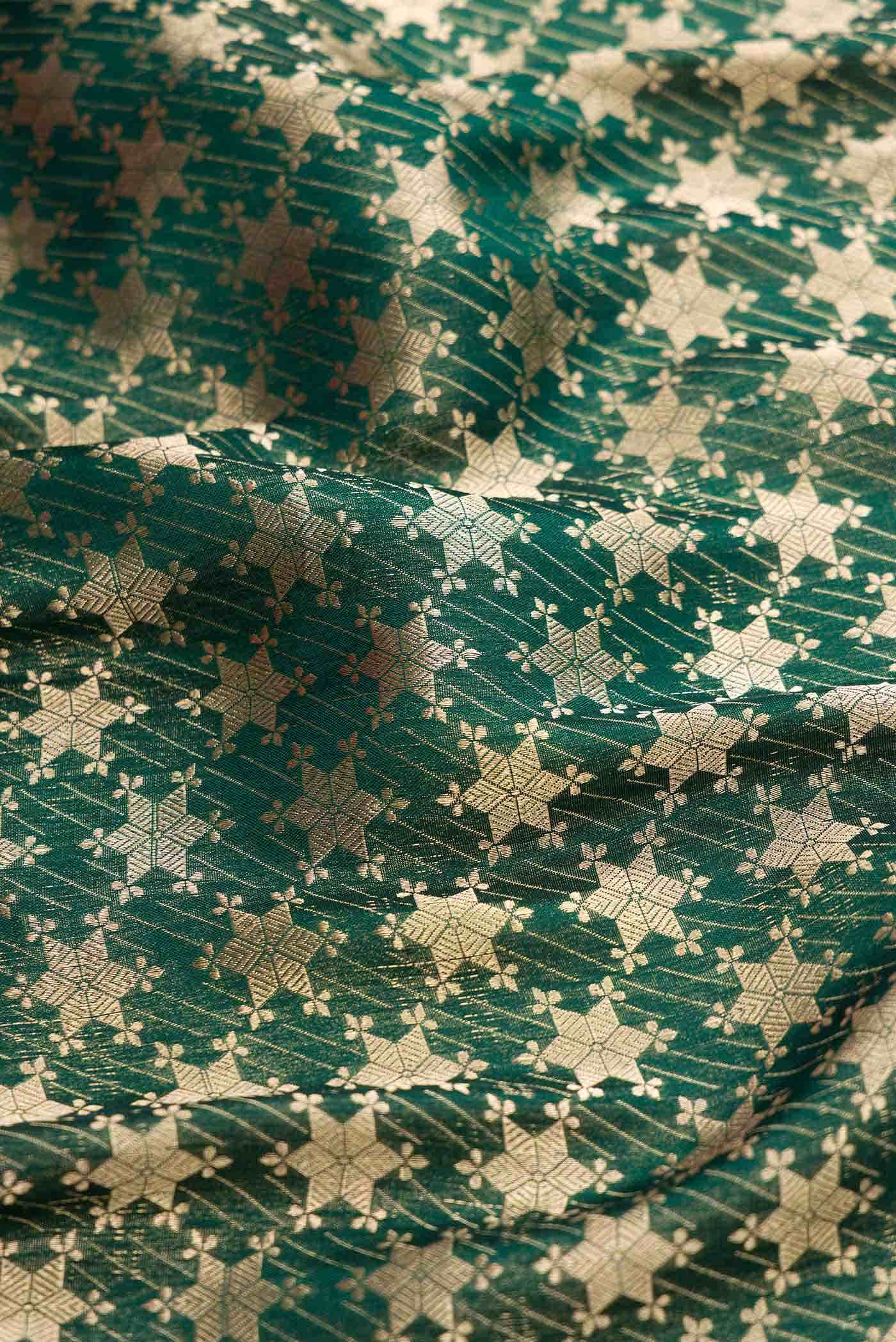 Green Dual Tone Banarasi Silk Saree - Image 3