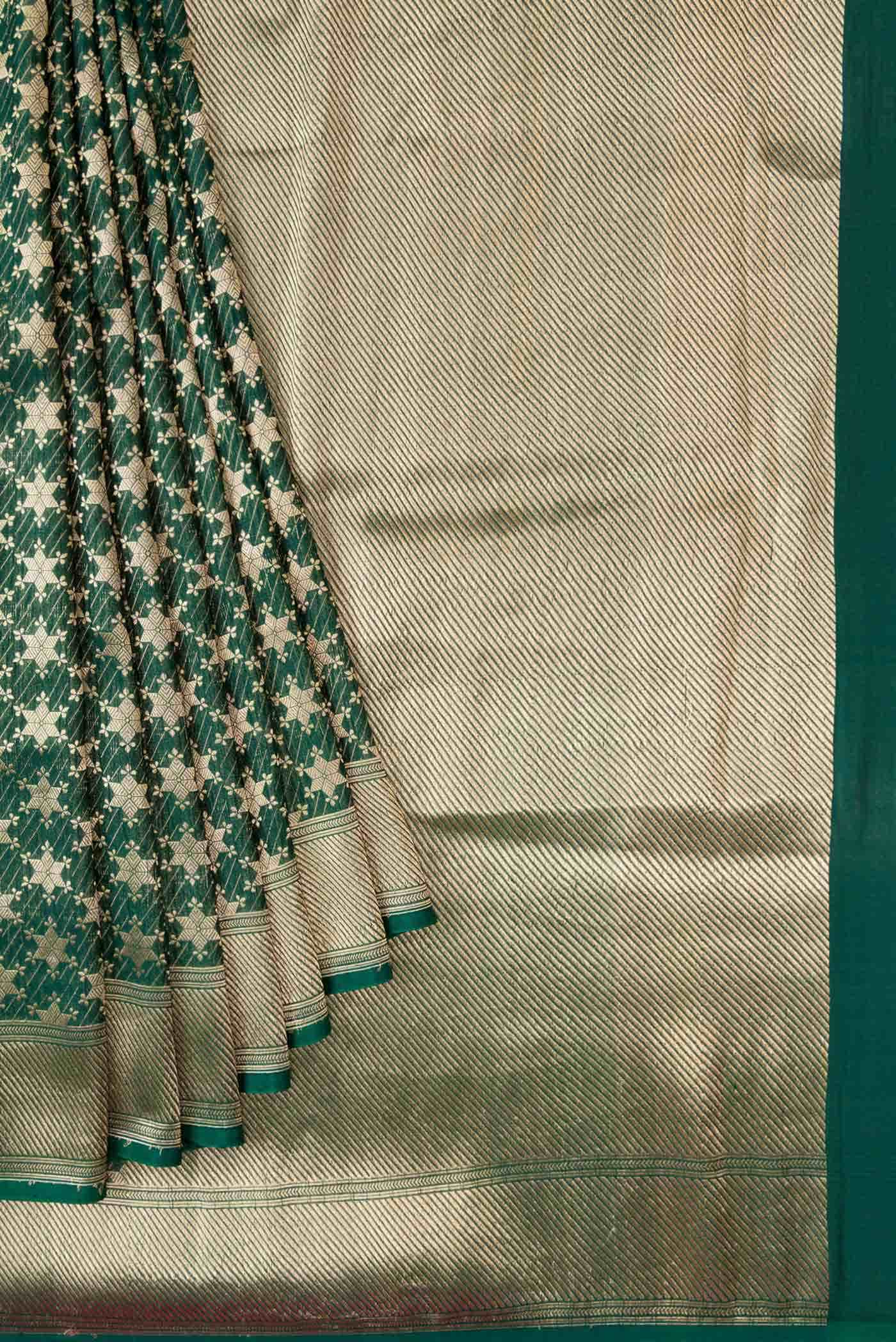 Green Dual Tone Banarasi Silk Saree - Image 8