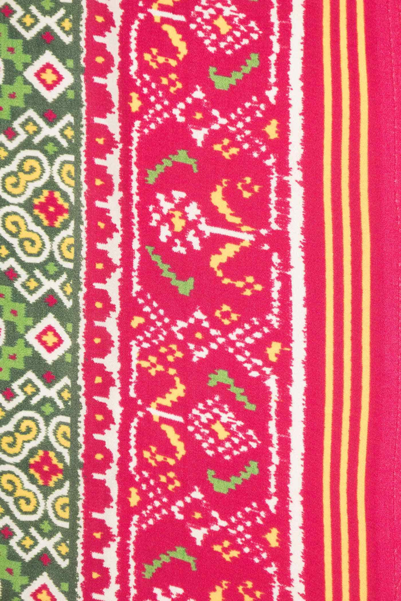 Green Dual Tone Blended Mysore Crepe Saree - Image 3