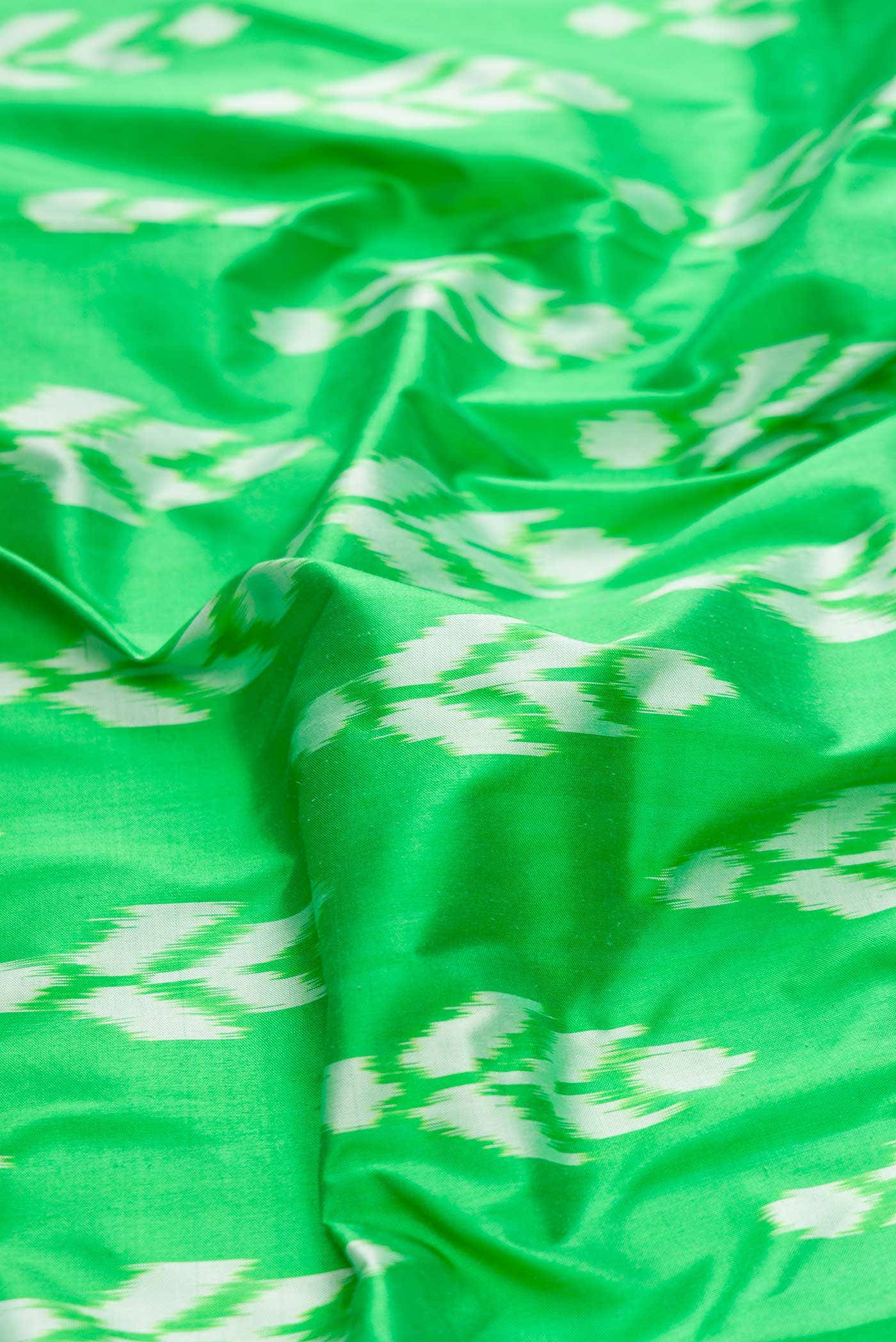 Green Dual Tone Double Ikat Saree - Image 2
