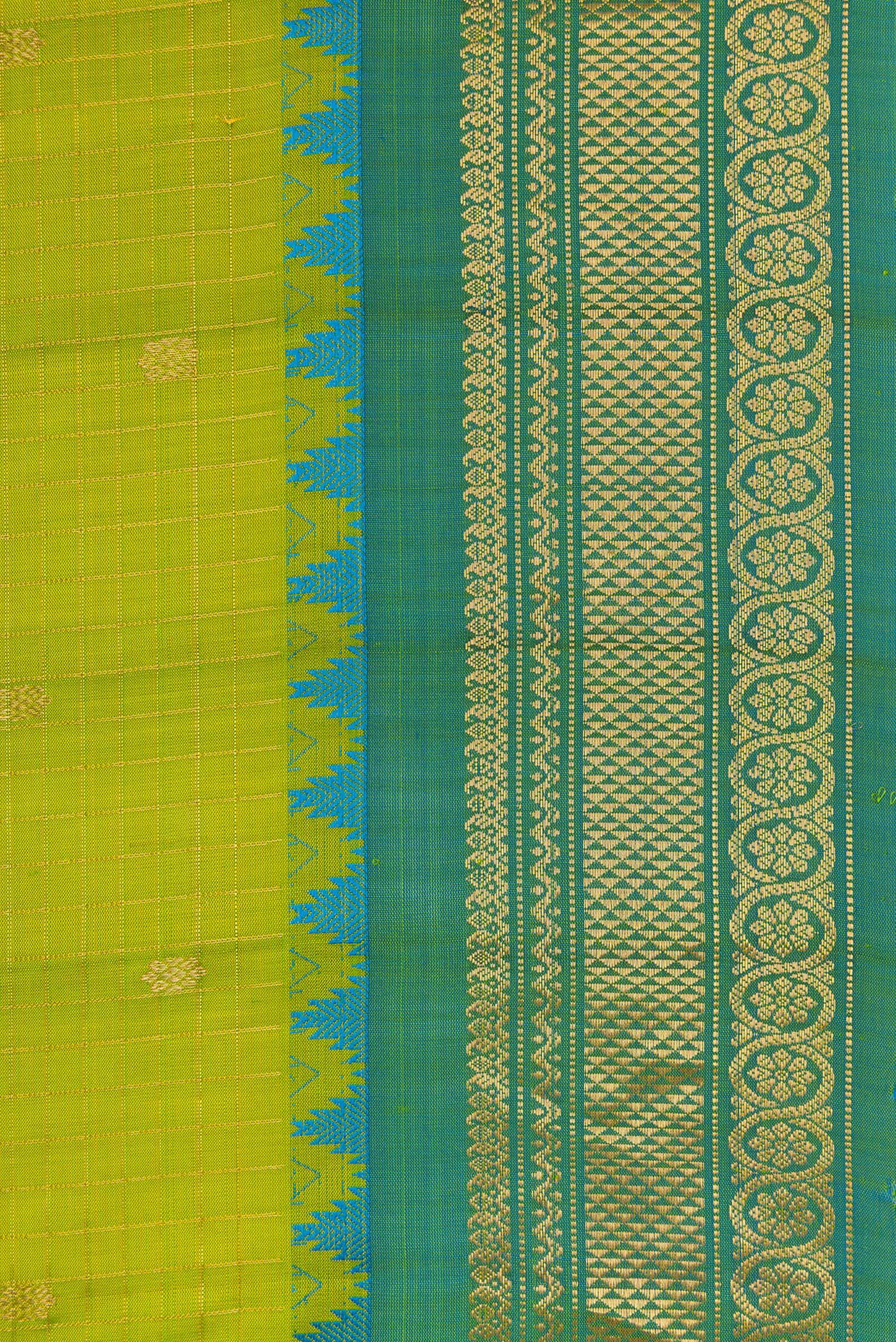 Green Gadwal Silk Saree - Image 3