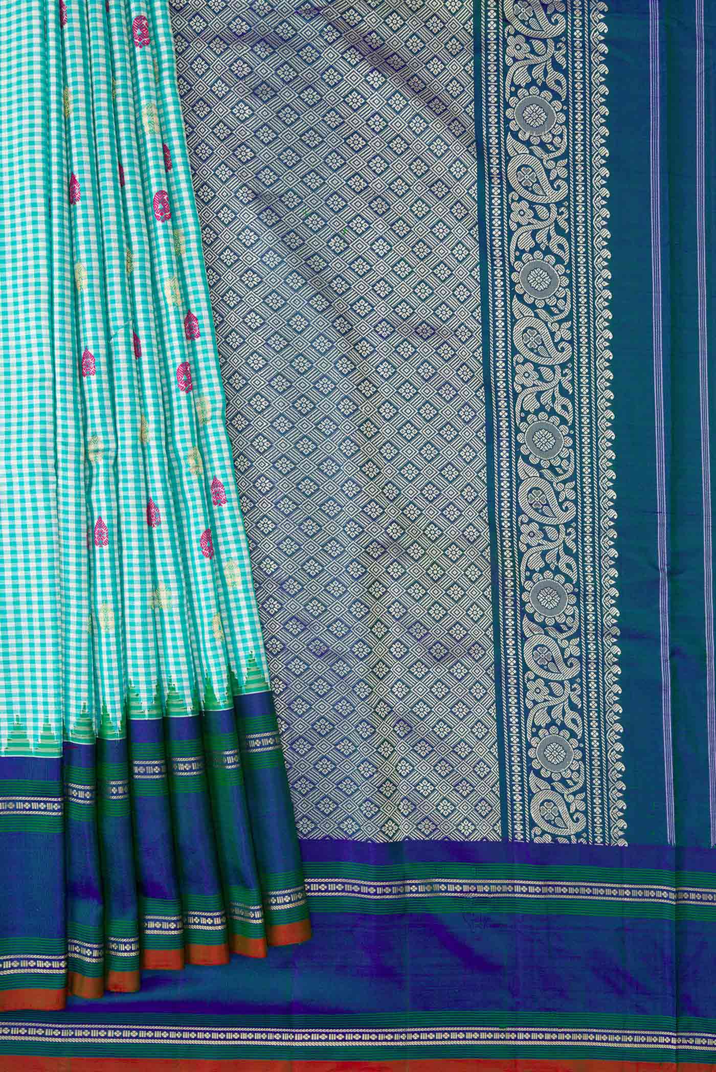 Light Blue Gadwal Silk Saree - Image 4