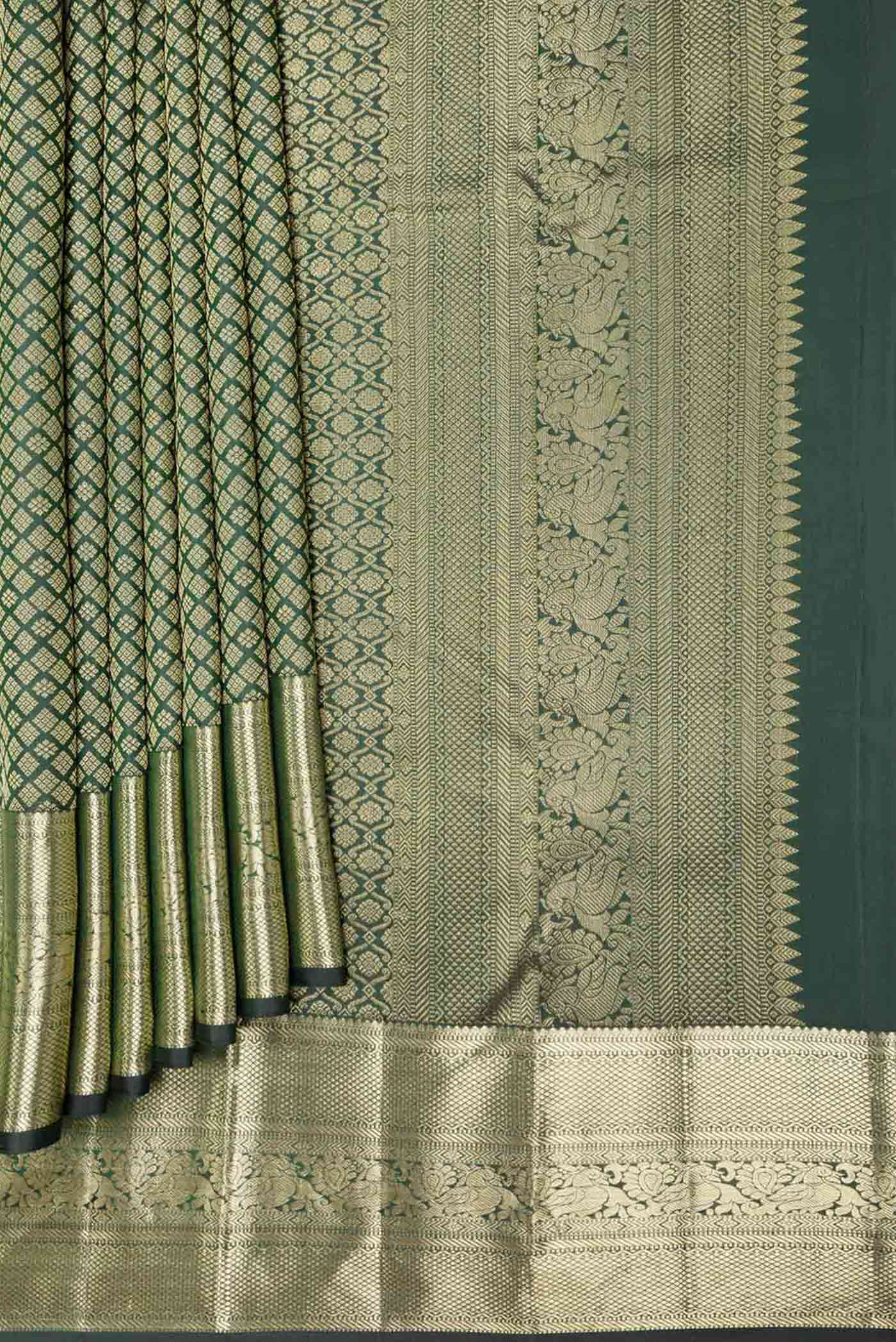 Green Dual Tone Kanjivaram Saree - Image 4