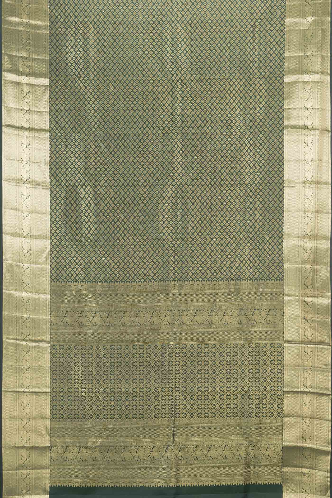 Green Dual Tone Kanjivaram Saree - Image 6