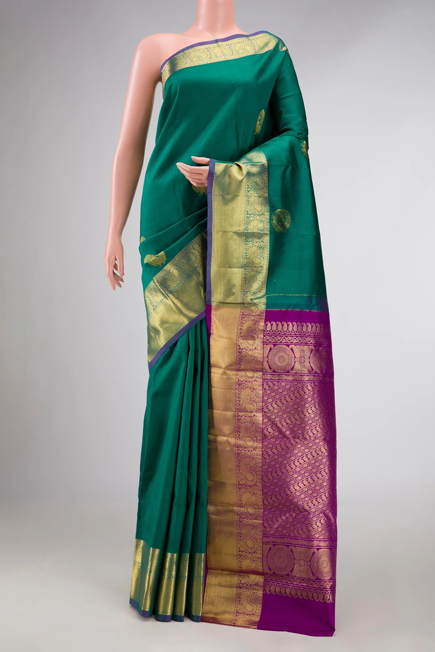 Green Dual Tone Kanjivaram Silk Saree