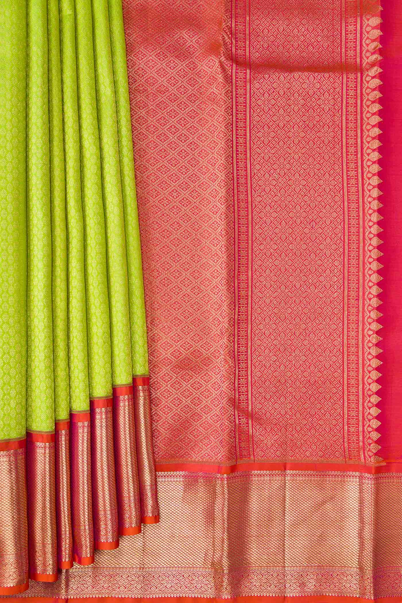 Parrot Green Kanchipuram Silk Saree - Image 4