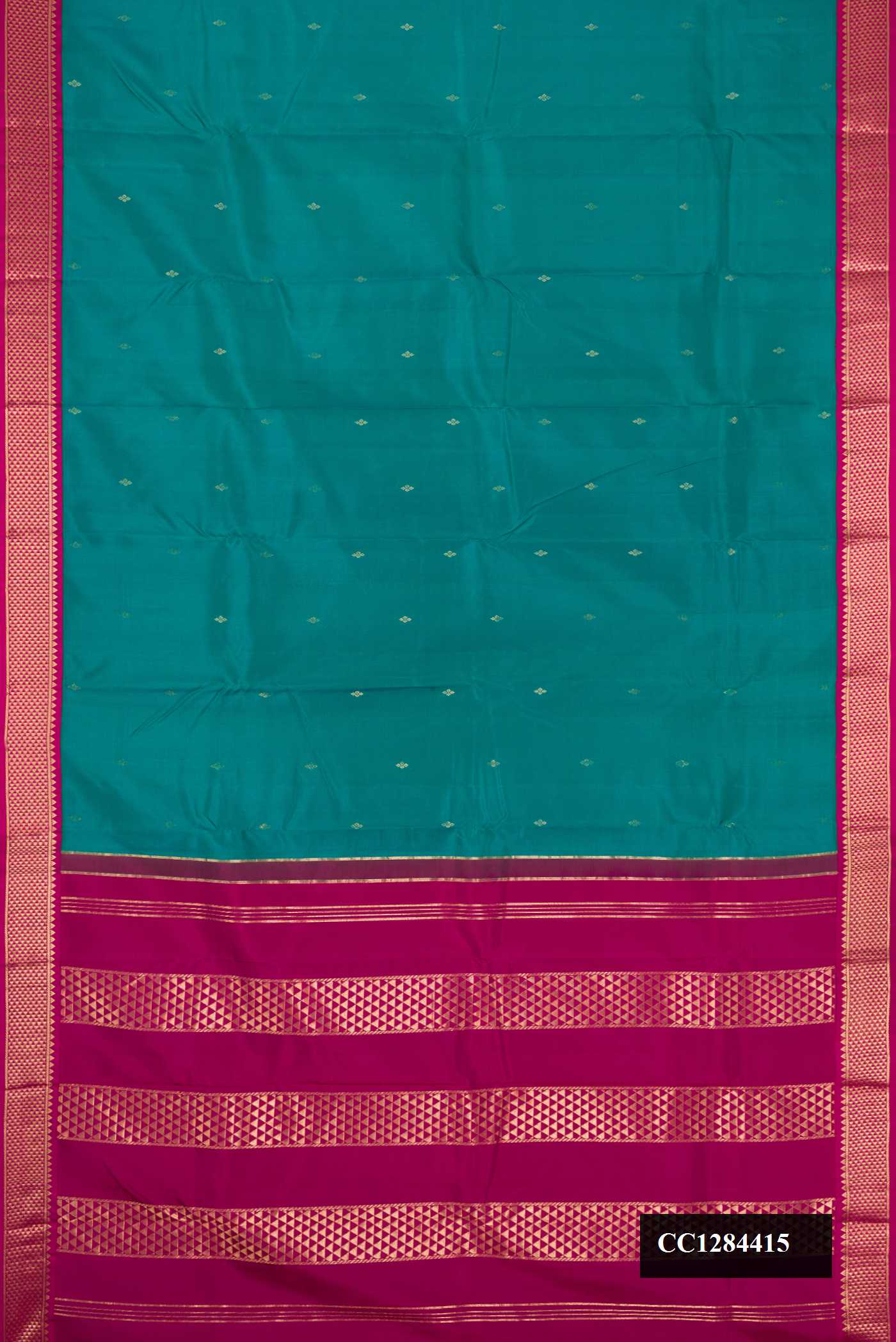 Green Dual Tone Kanchipuram Silk Saree
