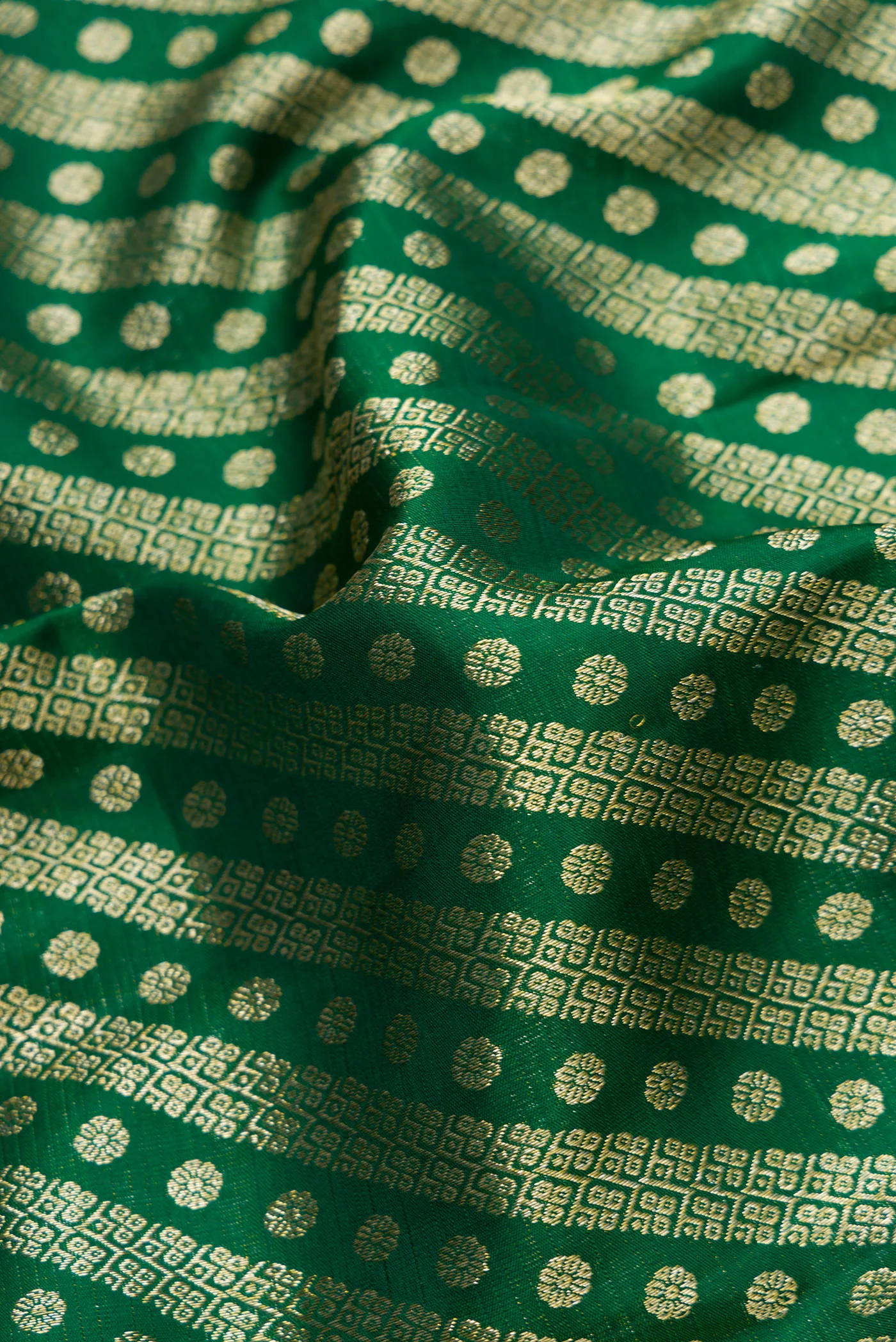 Bottle Green Kanchipuram Silk Saree - Image 2