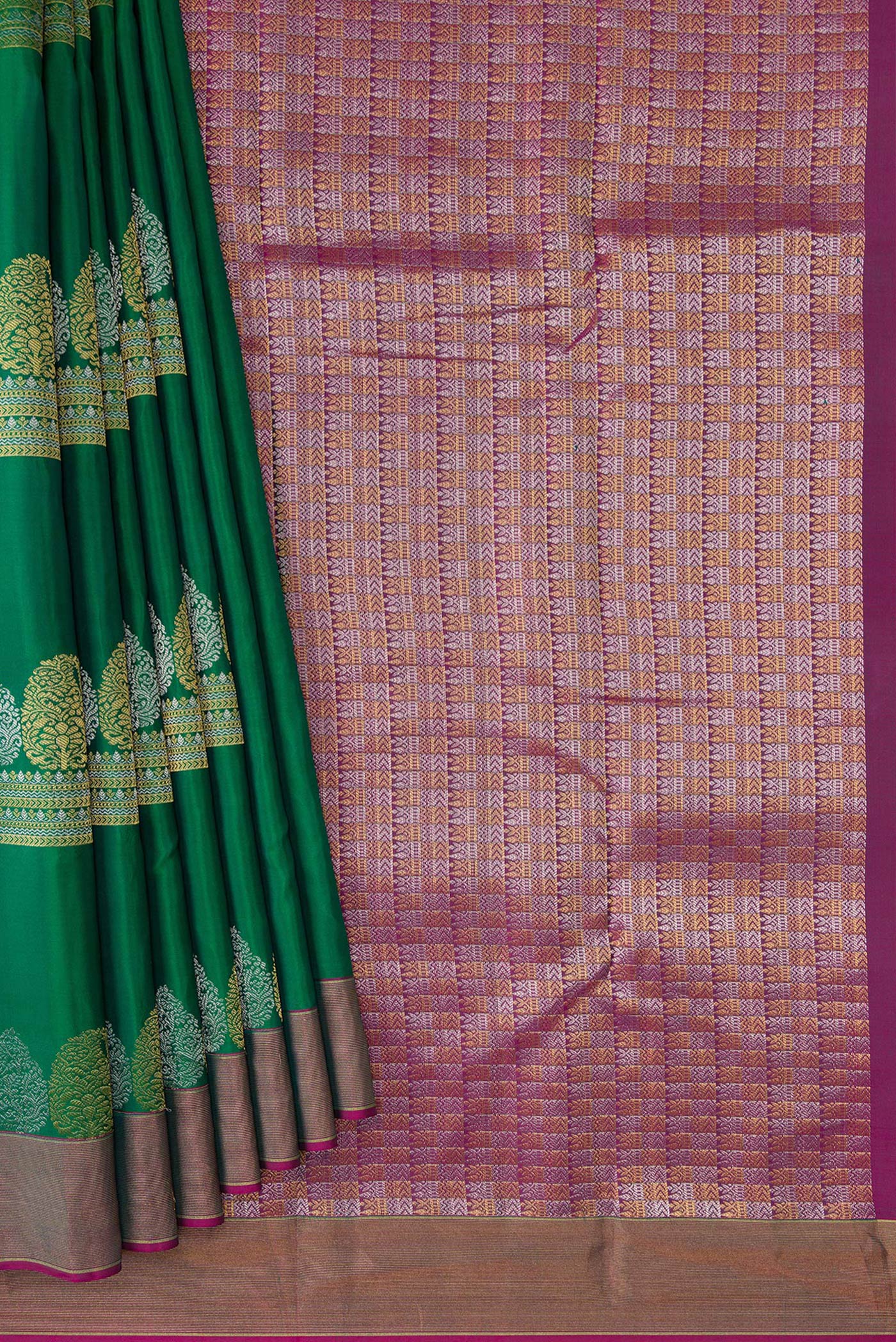 Green Kanchipuram Silk Saree - Image 4