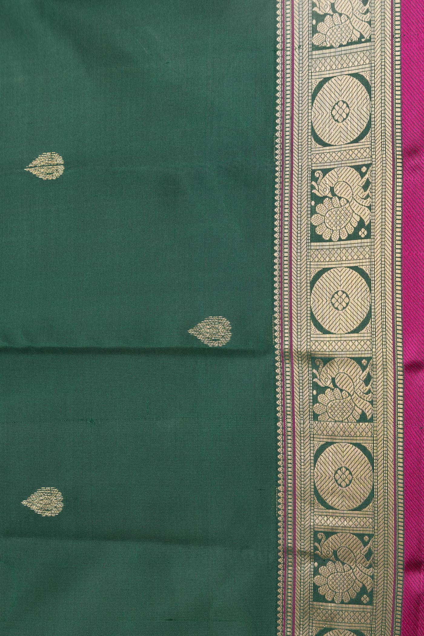 Bottle Green Kanchipuram Silk Saree - Image 3