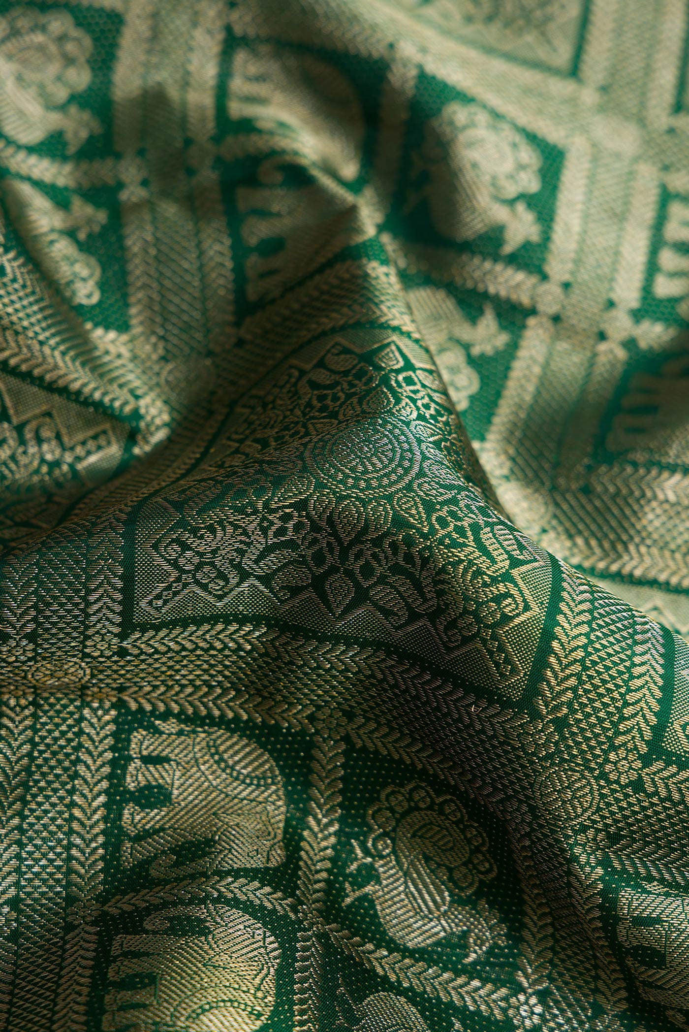 Green Kanchipuram Silk Saree - Image 2