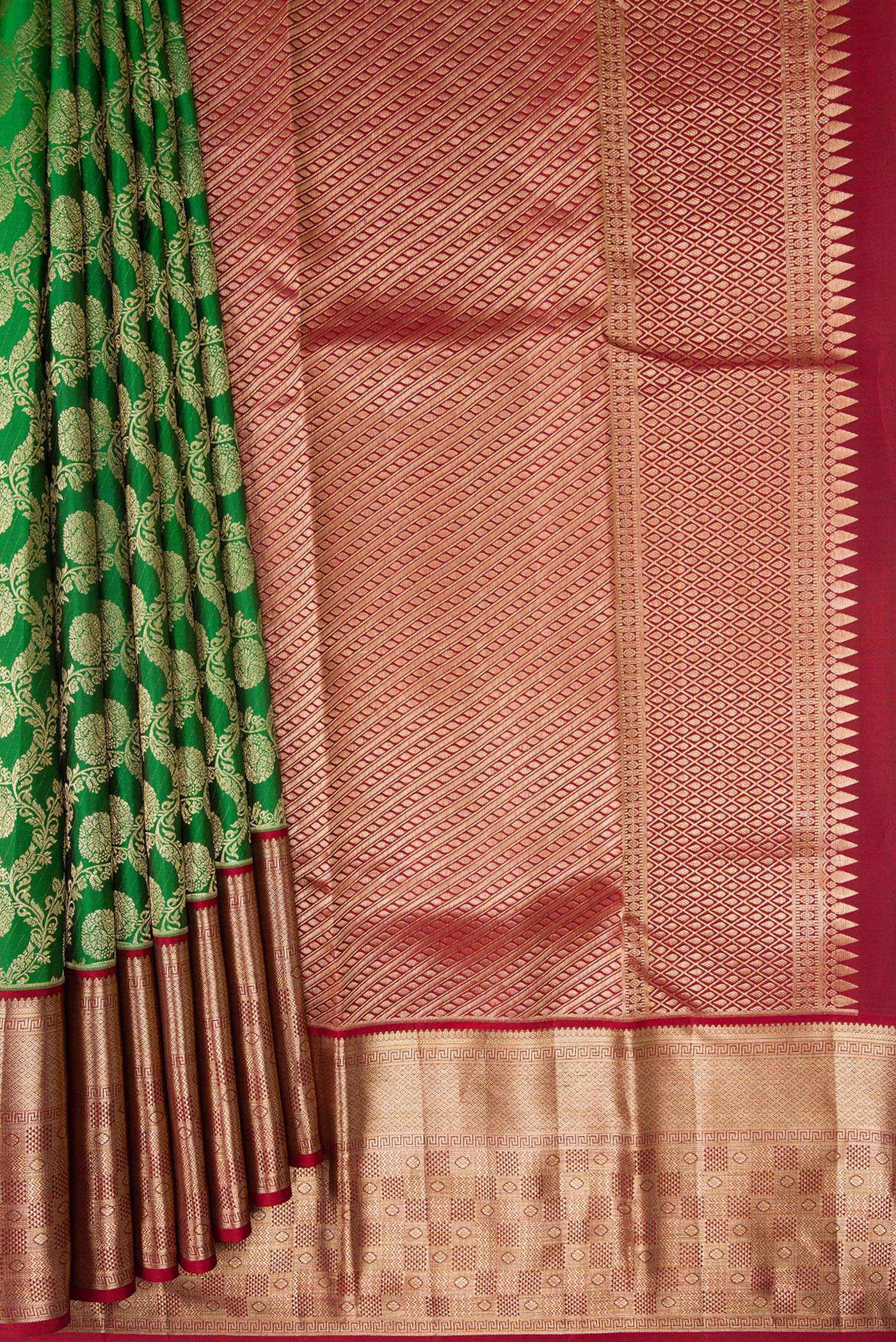 Green Kanchipuram Silk Saree - Image 4