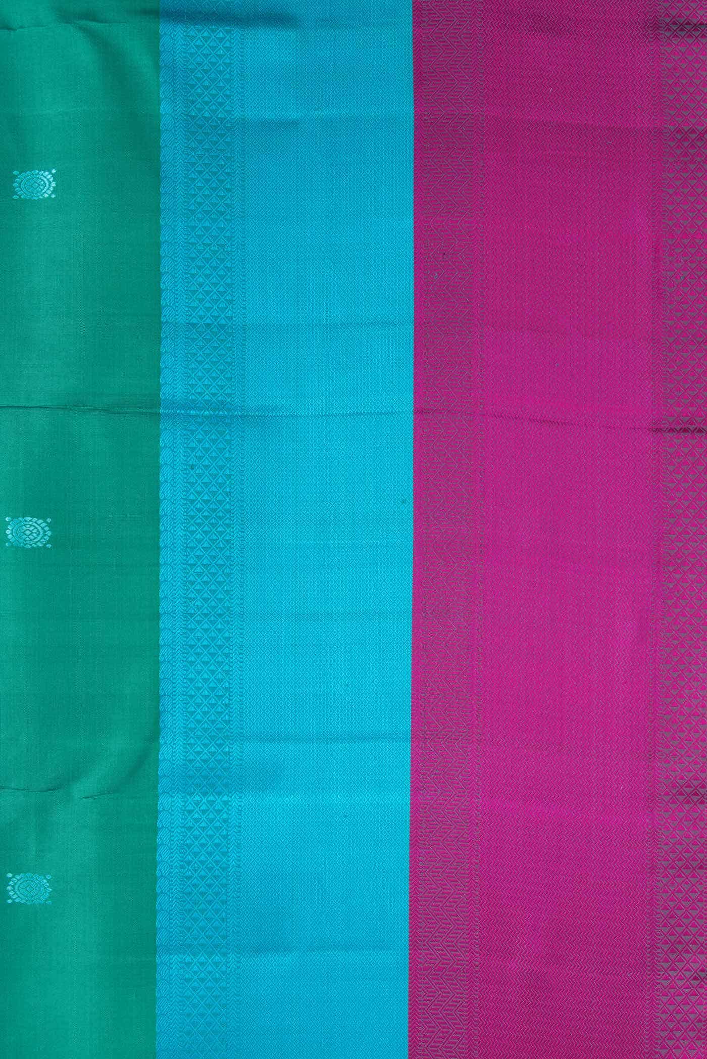 Green Dual Tone Kanchipuram Silk Saree - Image 11
