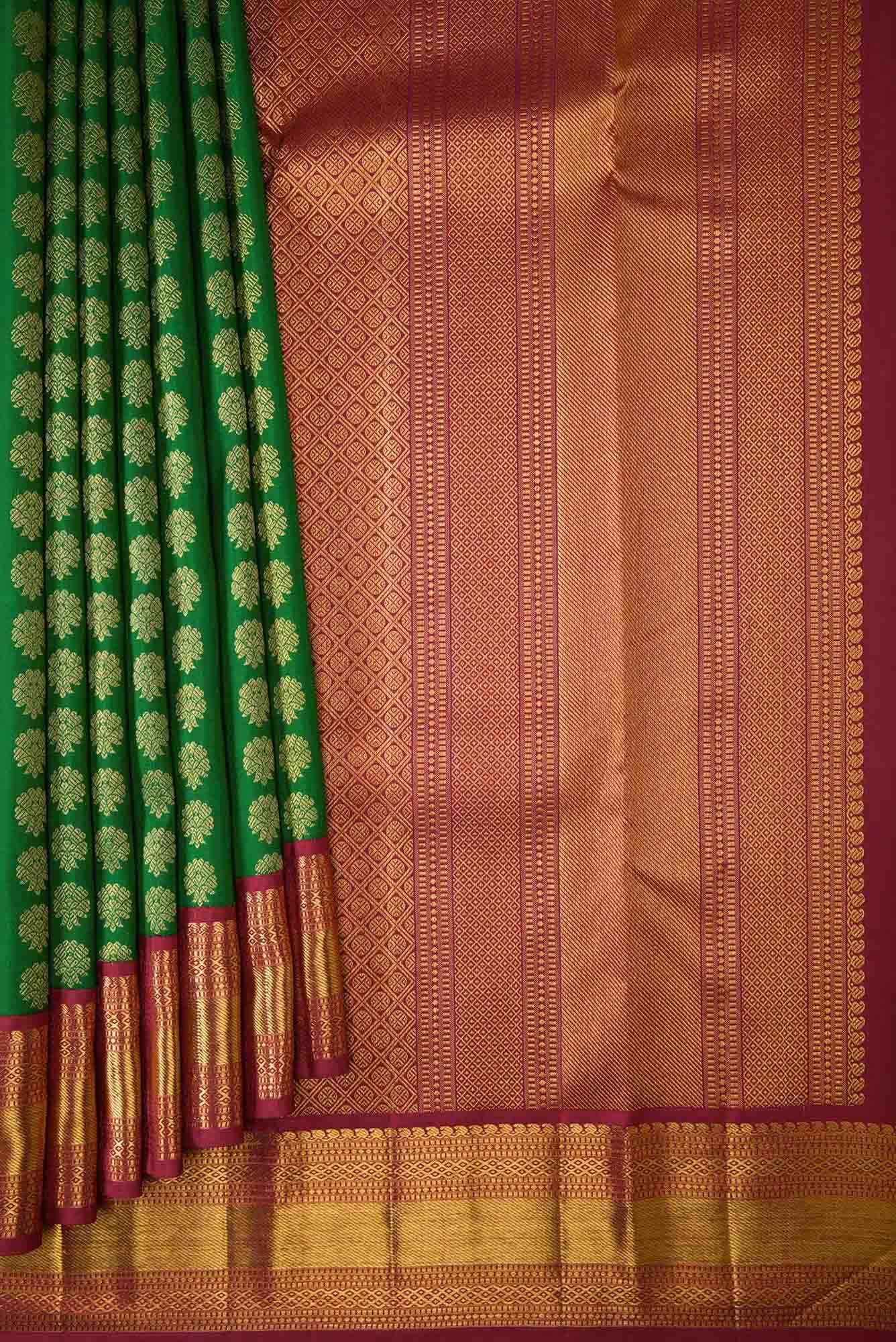 Pure Silk Pure Zari Green Dual Tone Kanjivaram Saree - Image 2