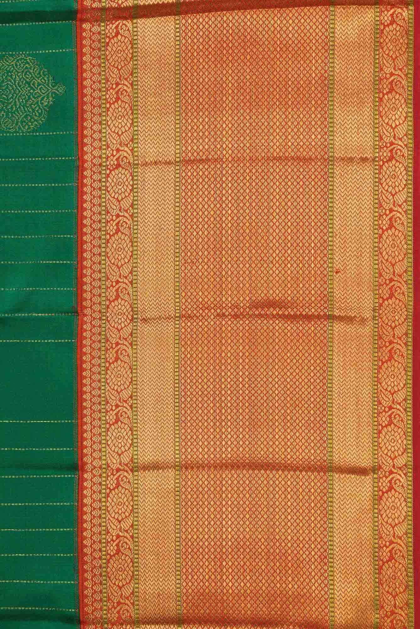 Pure Silk Pure Zari Green Dual Tone Kanjivaram Saree - Image 5