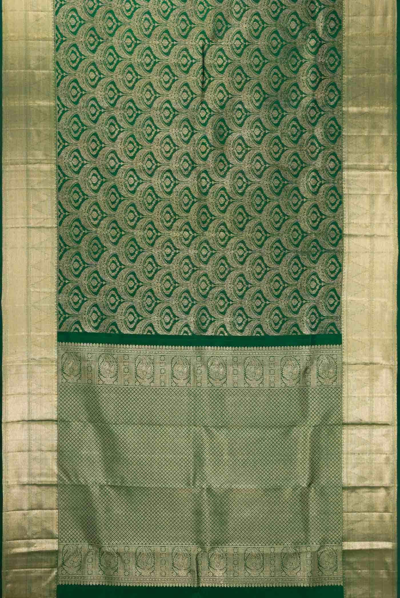 Green Dual Tone Kanchipuram Silk Saree - Image 4