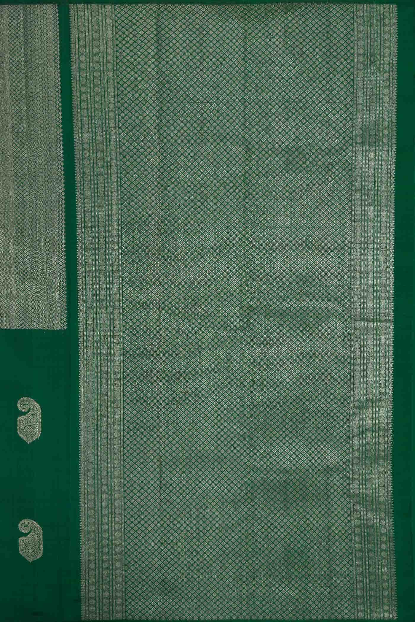 Green Dual Tone Kanchipuram Silk Saree - Image 5