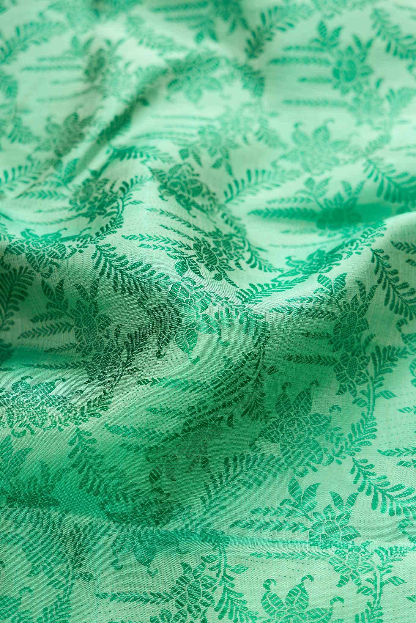 Pure Silk Pure Zari Green Dual Tone Kanchipuram Saree - Image 3