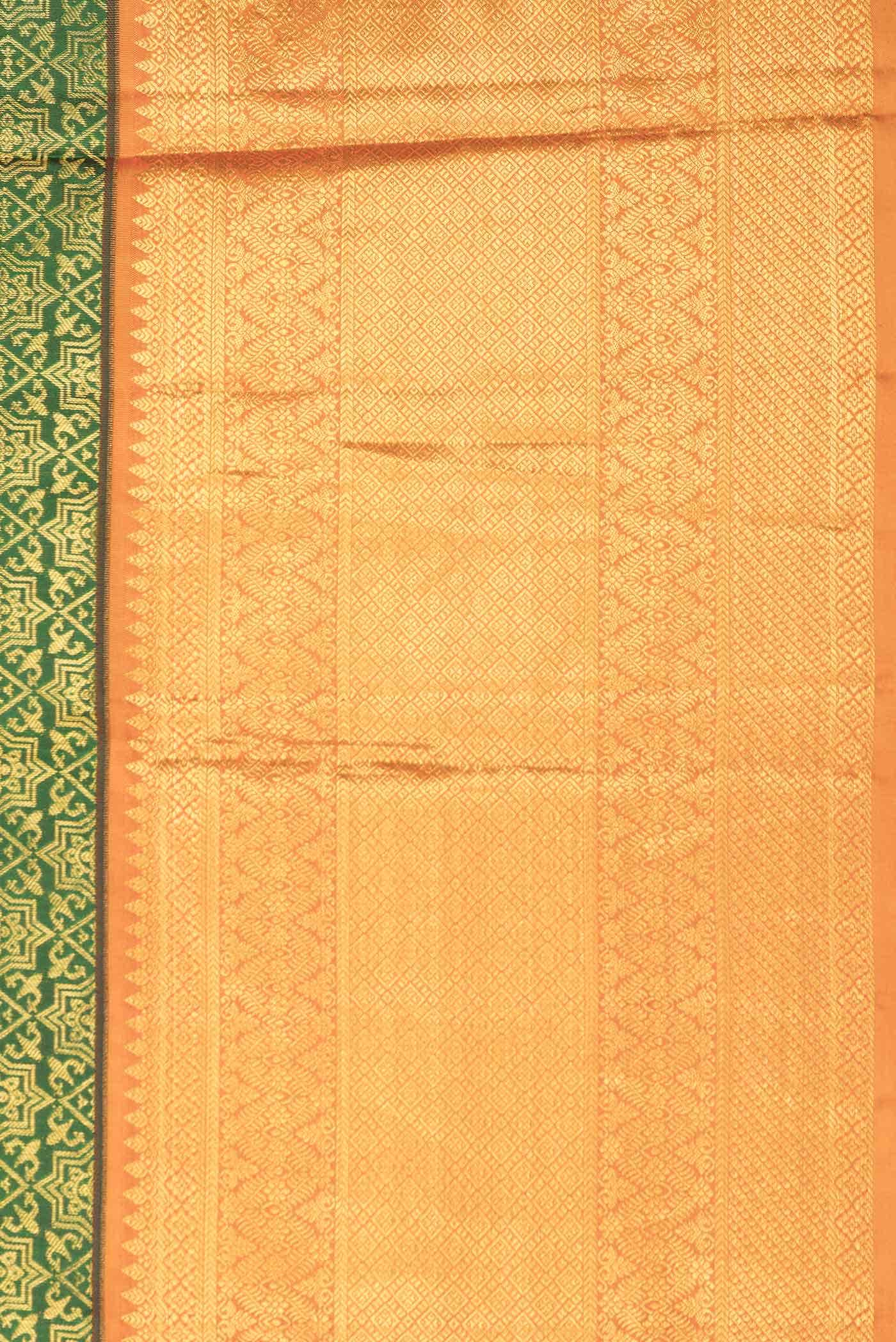 Green Dual Tone Kanchipuram Silk Saree - Image 5