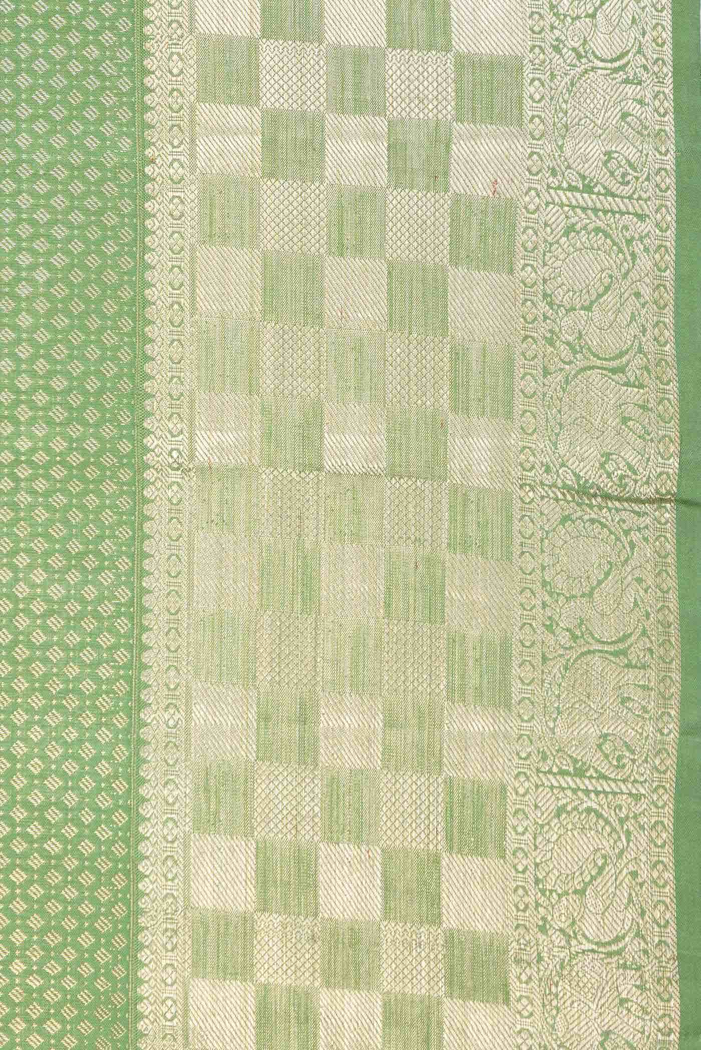 Green Dual Tone Kanchipuram Silk Saree - Image 6