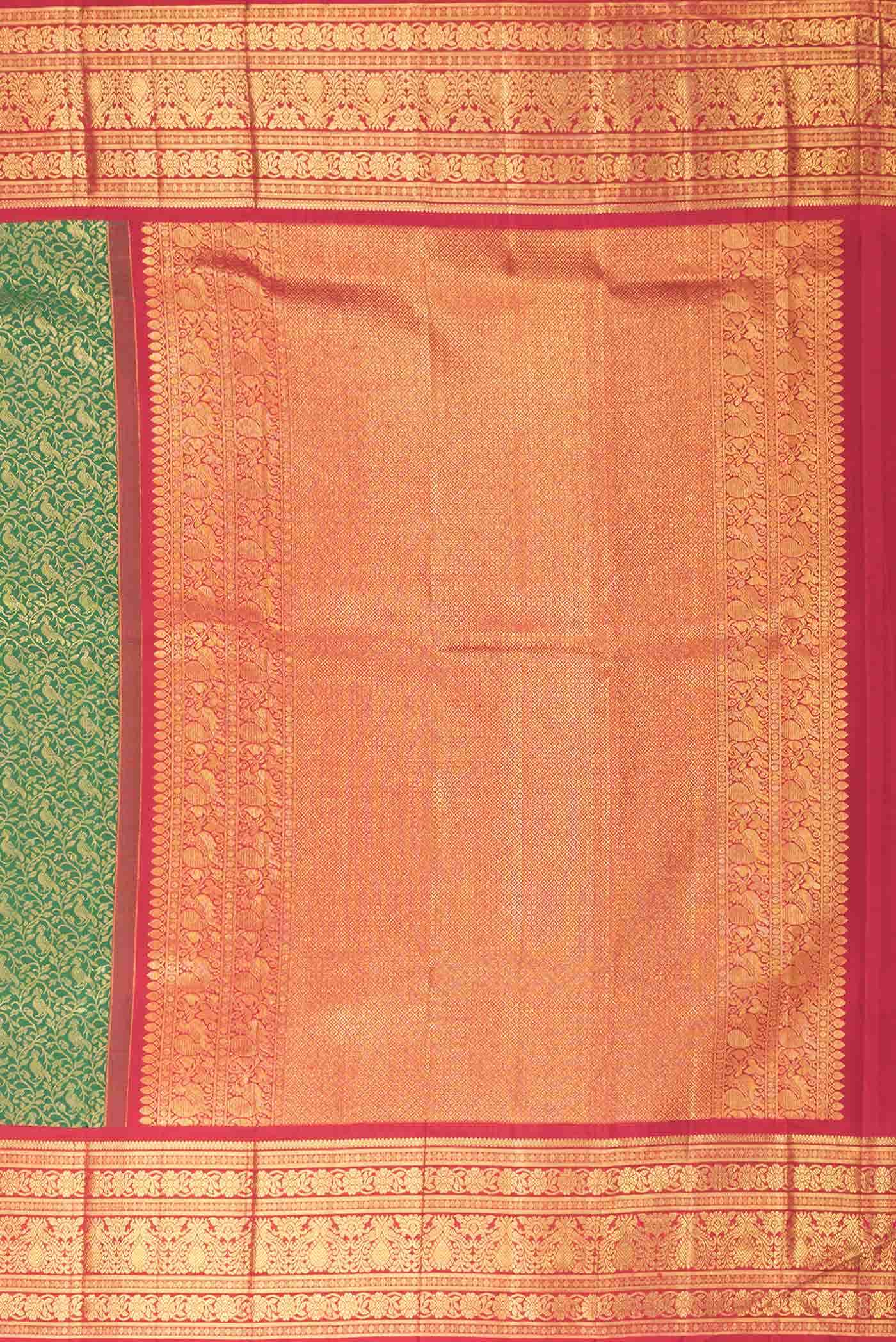 Green Dual Tone Kanchipuram Silk Saree - Image 5