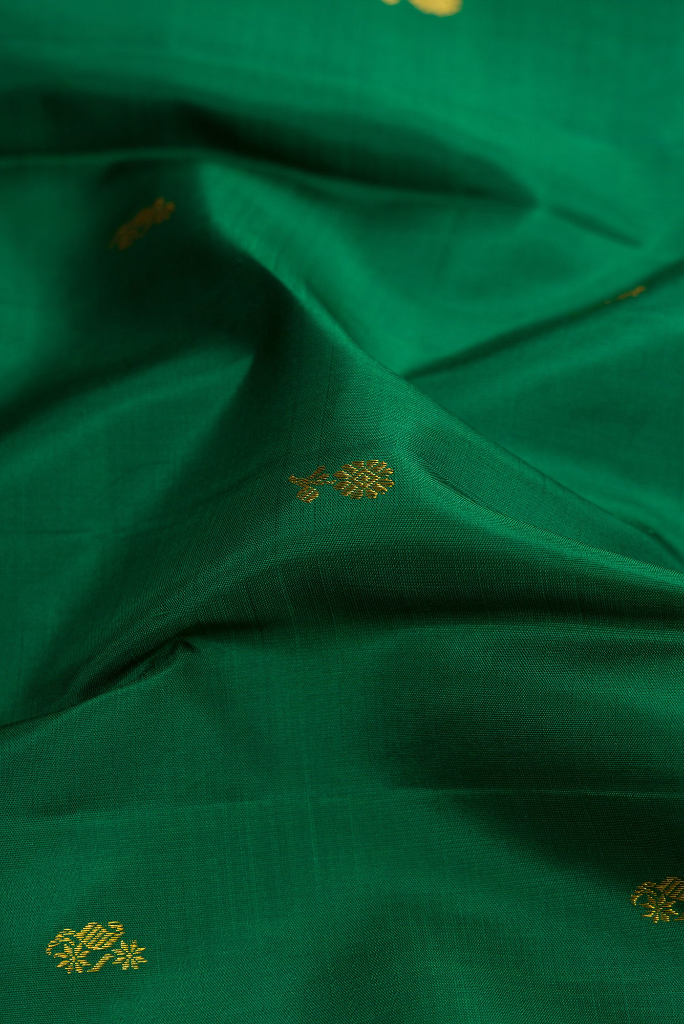Green Kanjivaram Silk Saree - Image 2