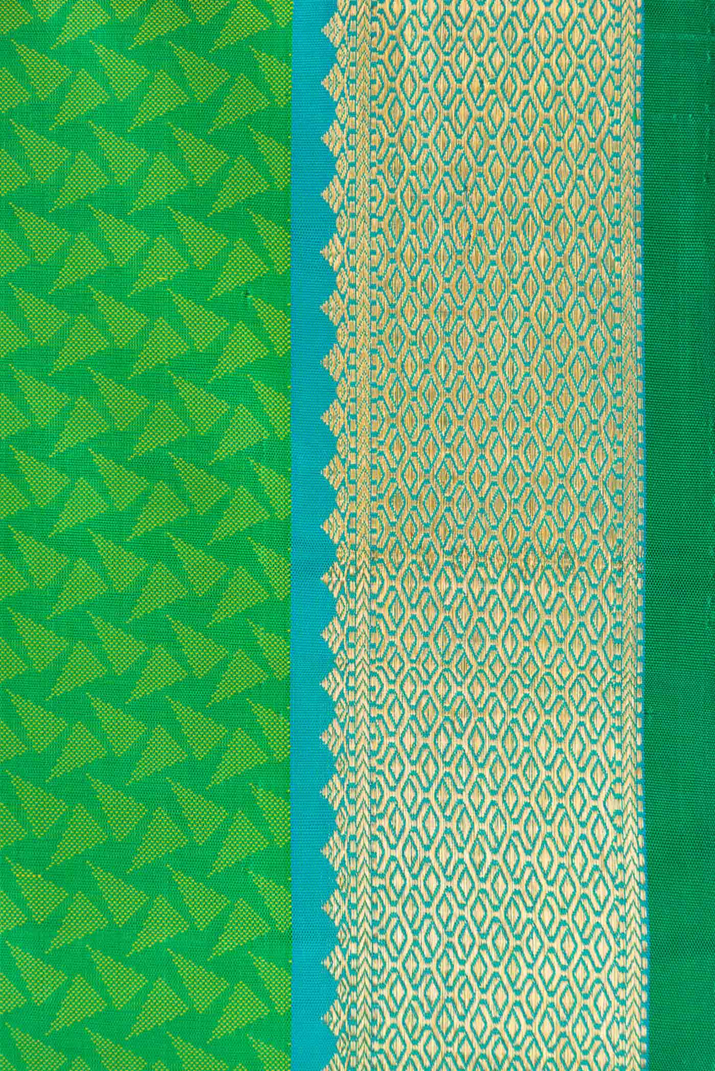 Green Kanjivaram Silk Saree - Image 3