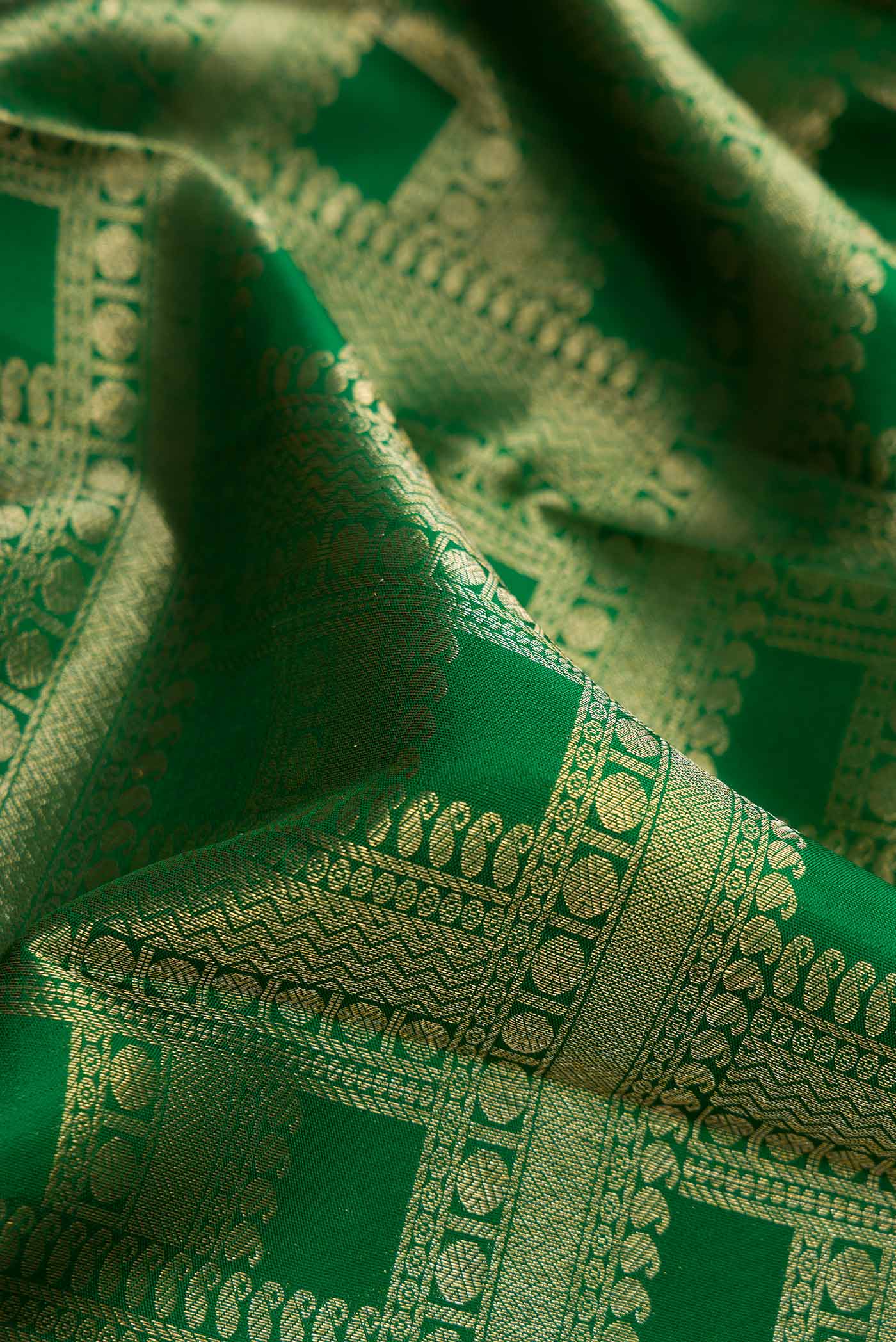 Green Kanjivaram Silk Saree - Image 2