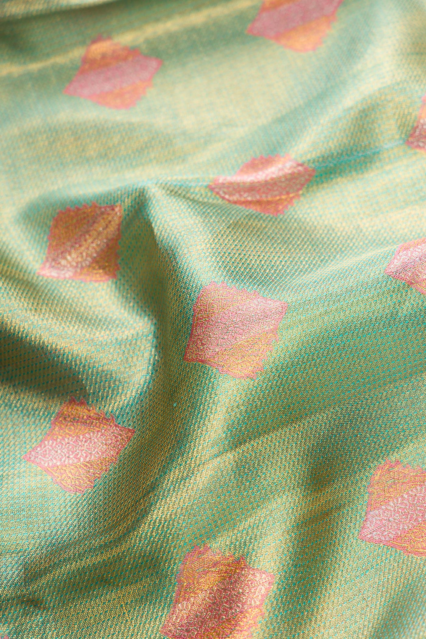 Green with Gold Color Kanjivaram Tissue Silk Saree - Image 2