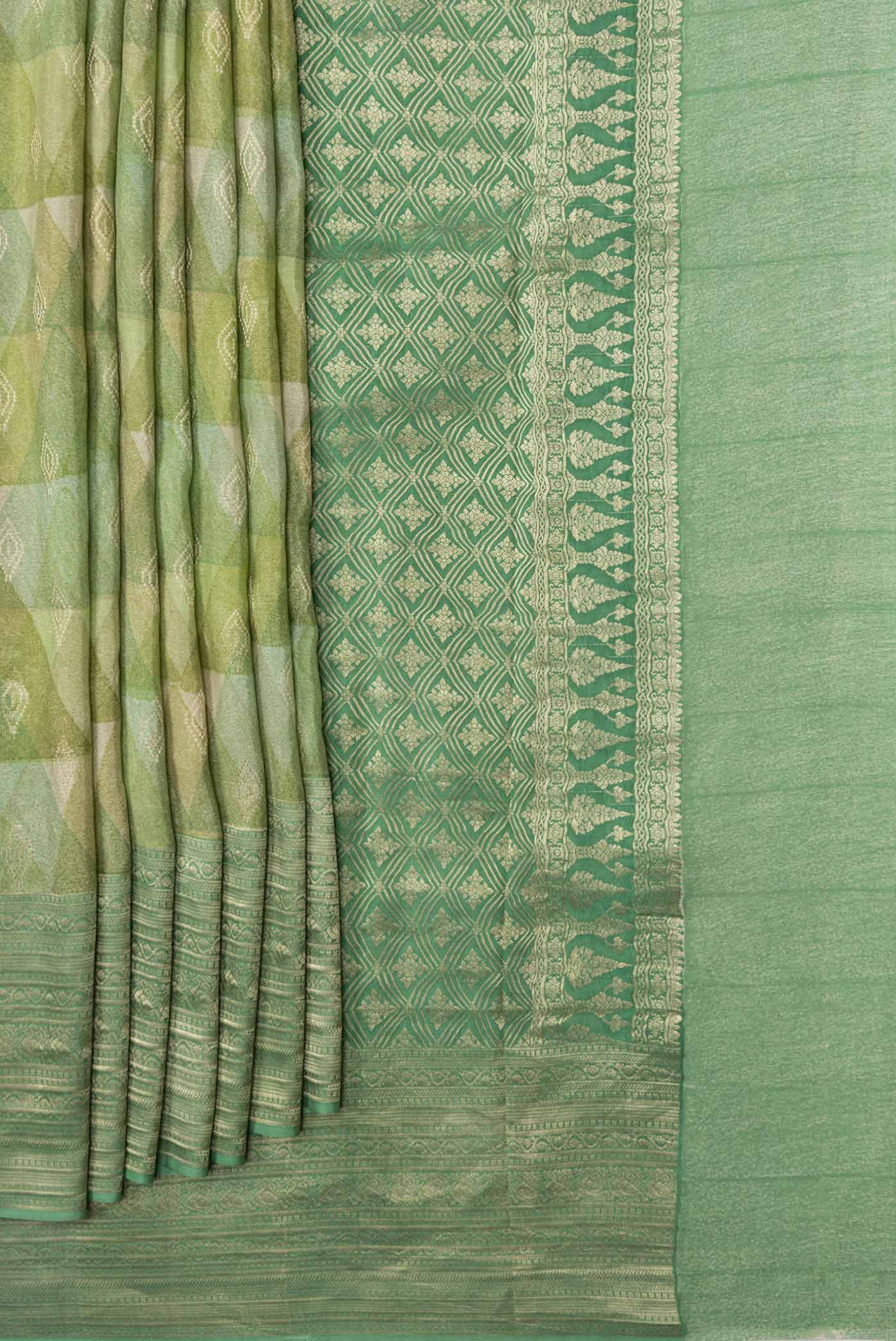 Green Dual Tone Mysore Crepe Saree - Image 4