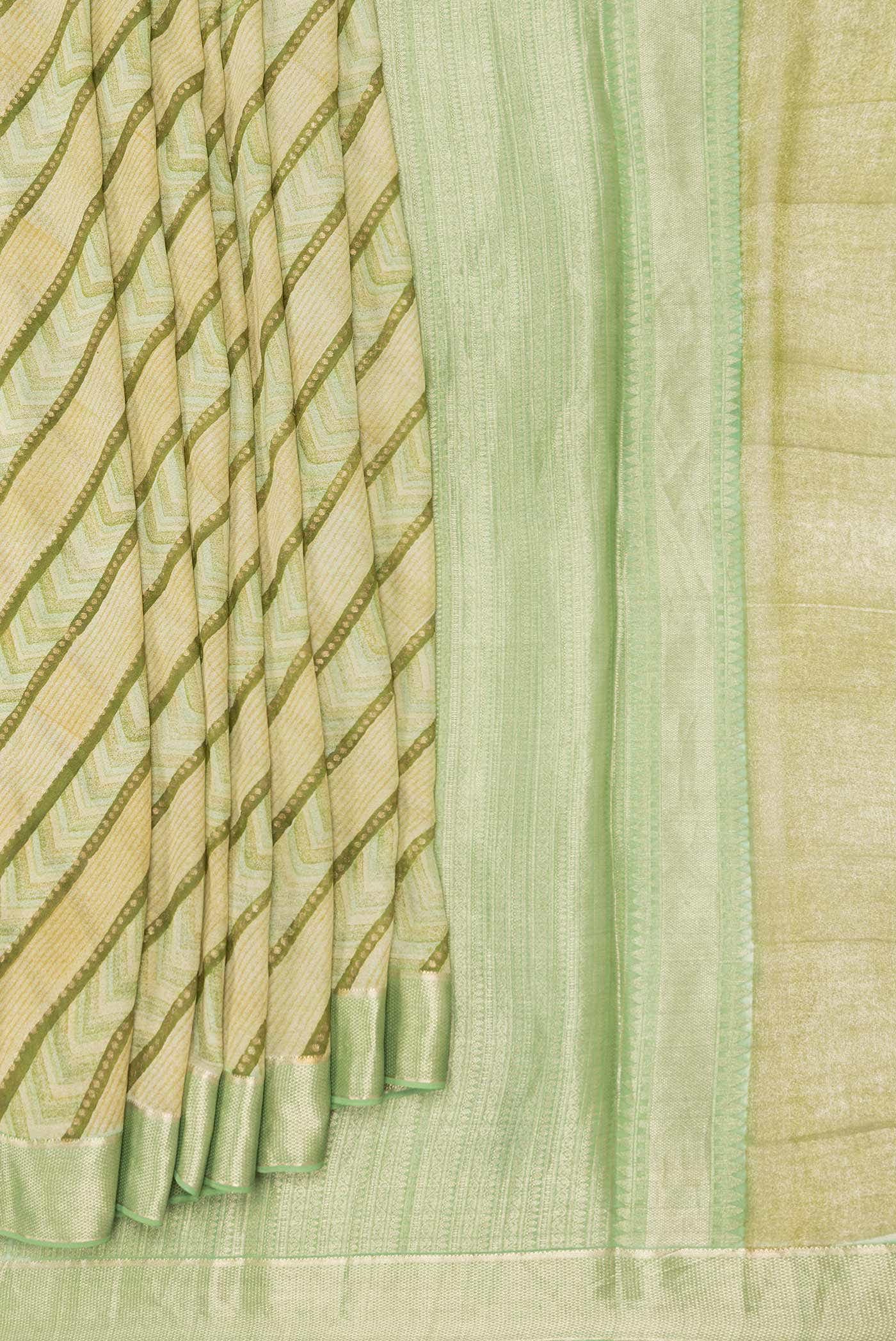 Green Dual Tone Mysore Georgette Saree - Image 2