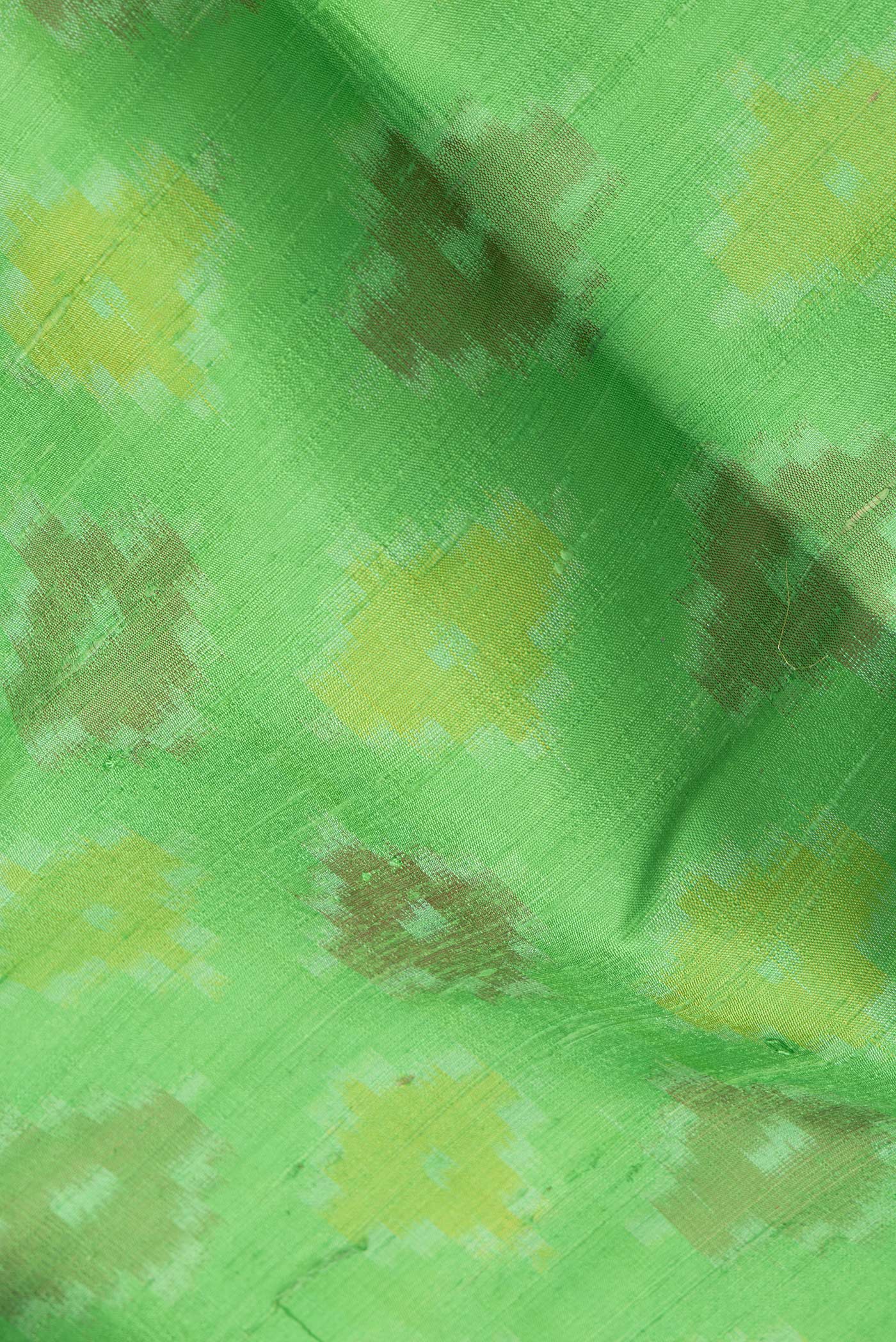 Green Raw Silk Saree - Image 2