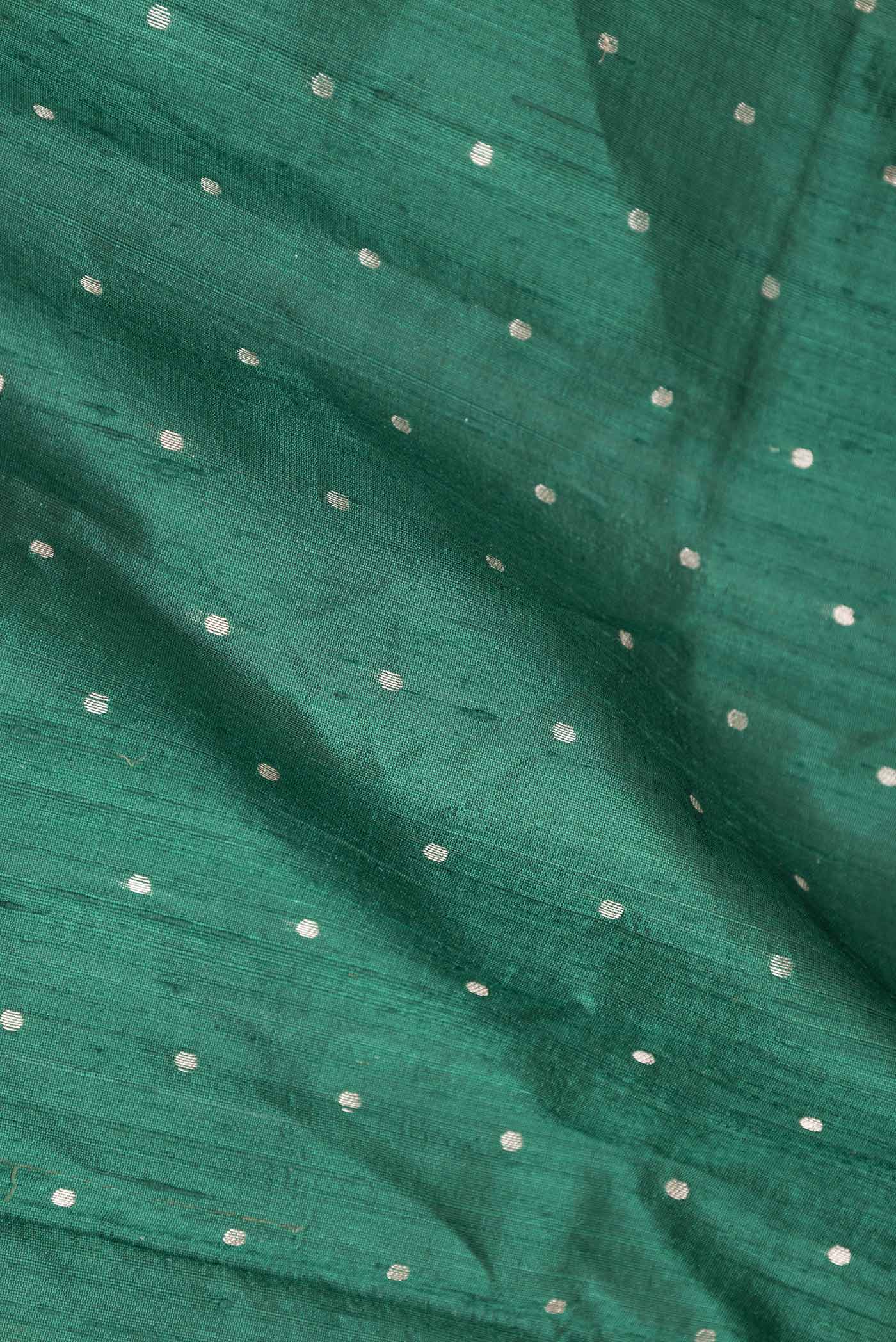 Green Dual Tone Raw Silk Saree - Image 2