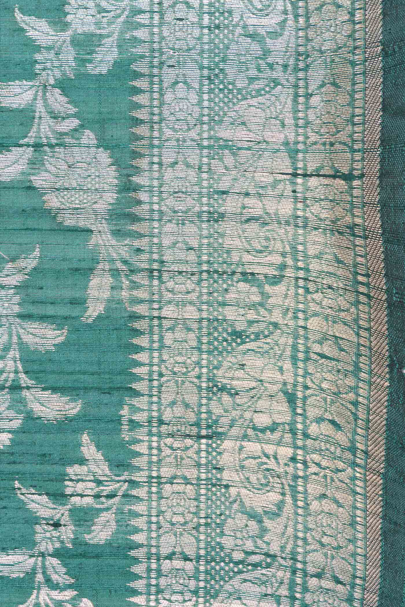 Green Dual Tone Raw Silk Saree - Image 3