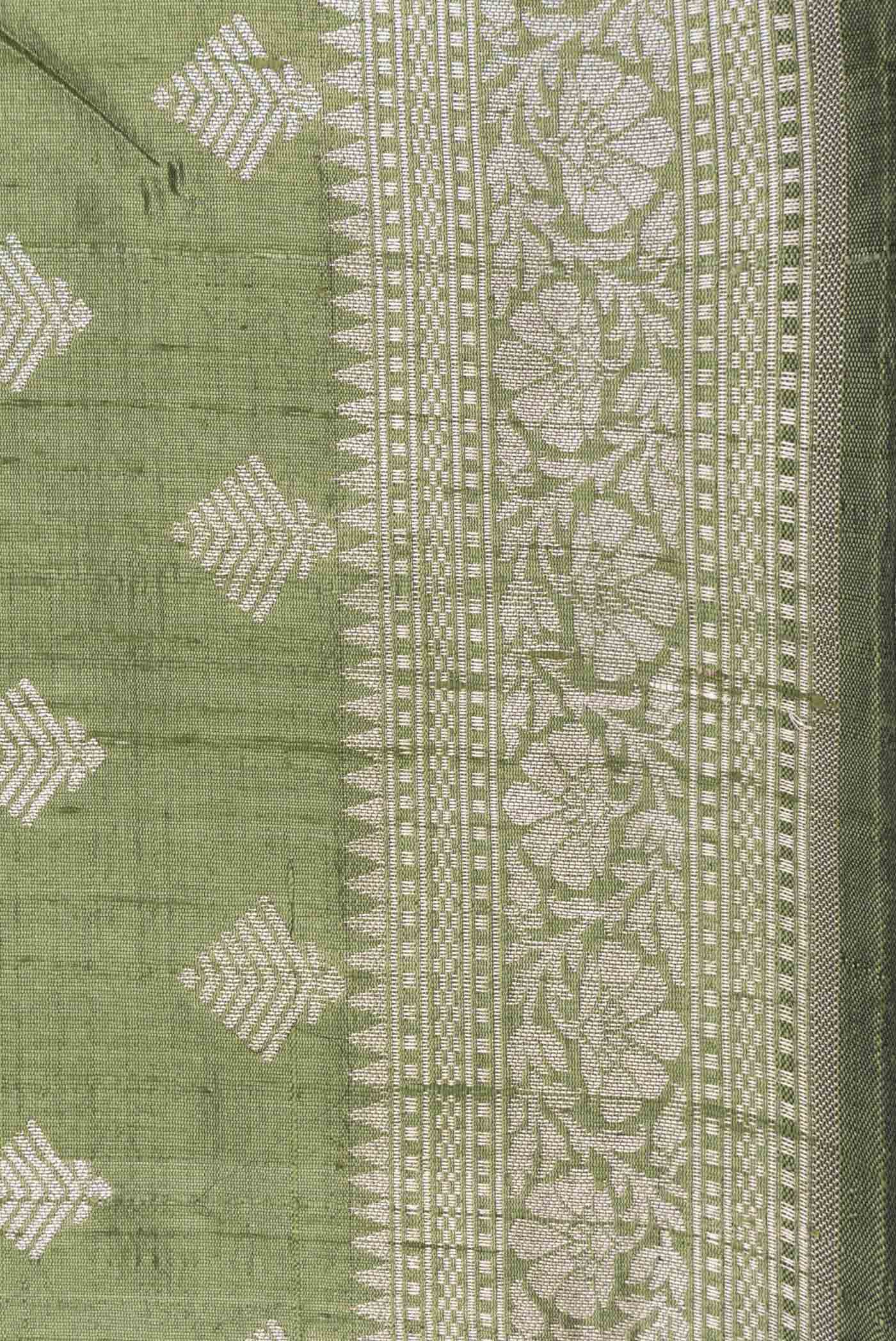 Green Dual Tone Raw Silk Saree - Image 3