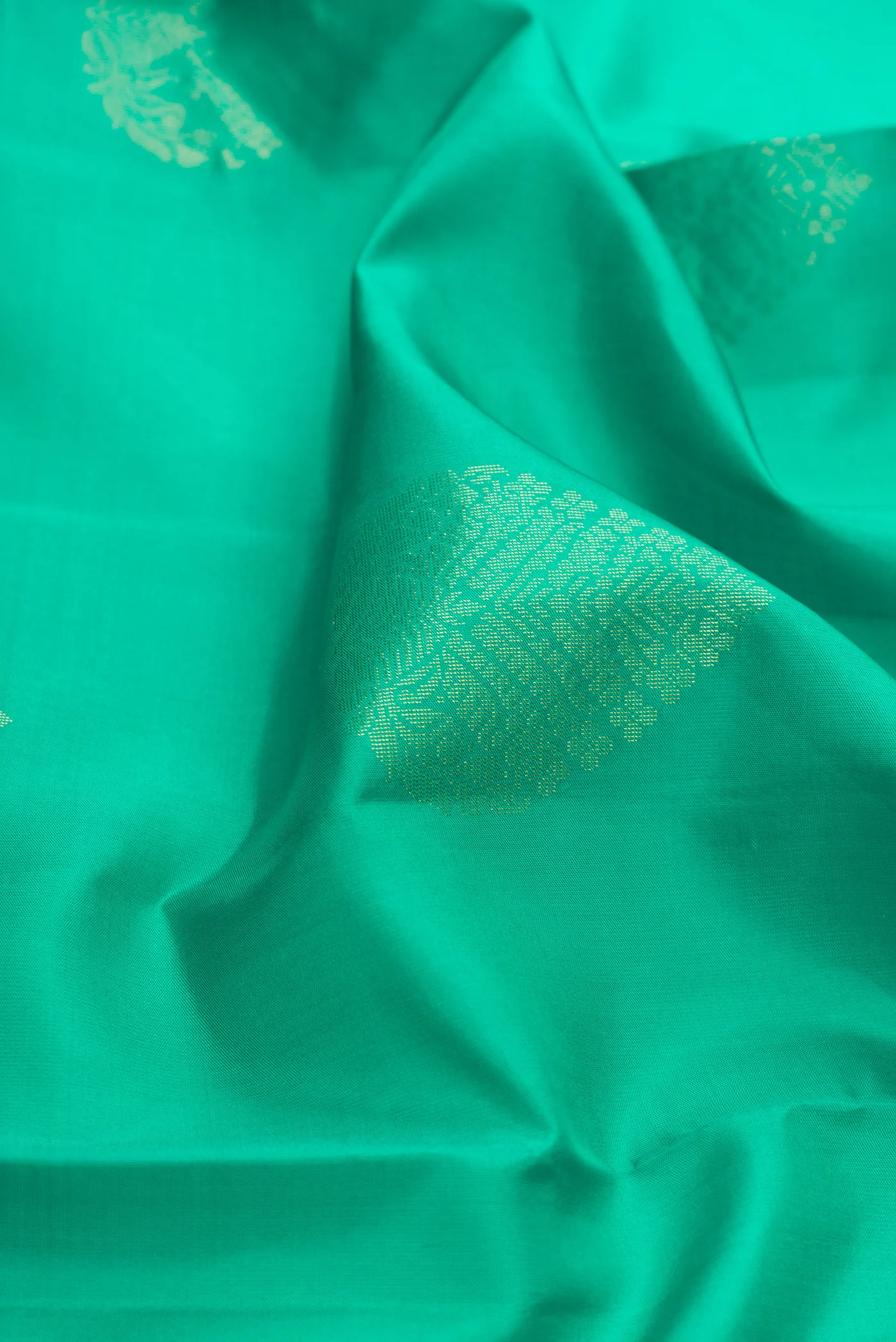 Green Soft Silk Saree - Image 2