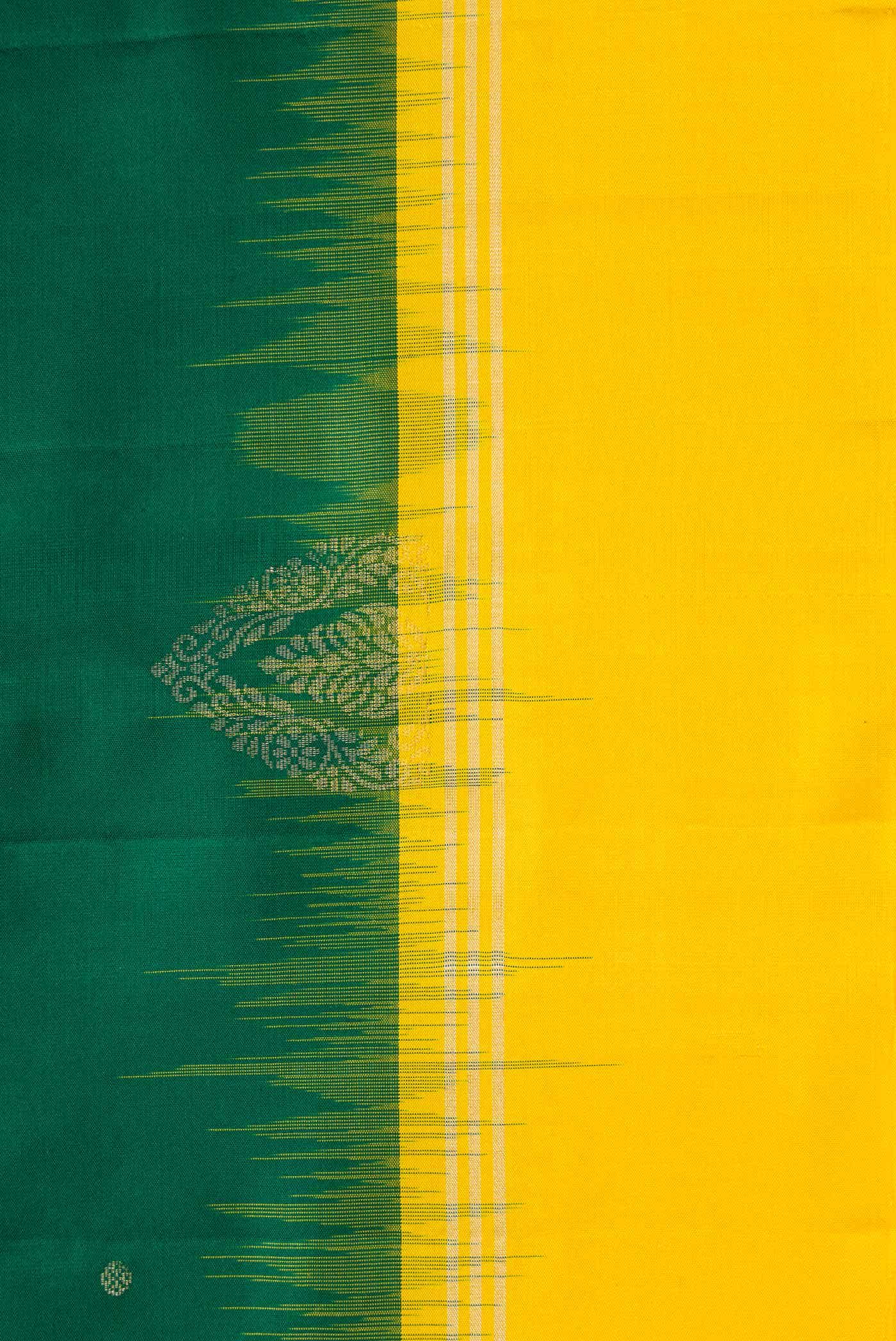 Green Dual Tone Soft Silk Saree - Image 3