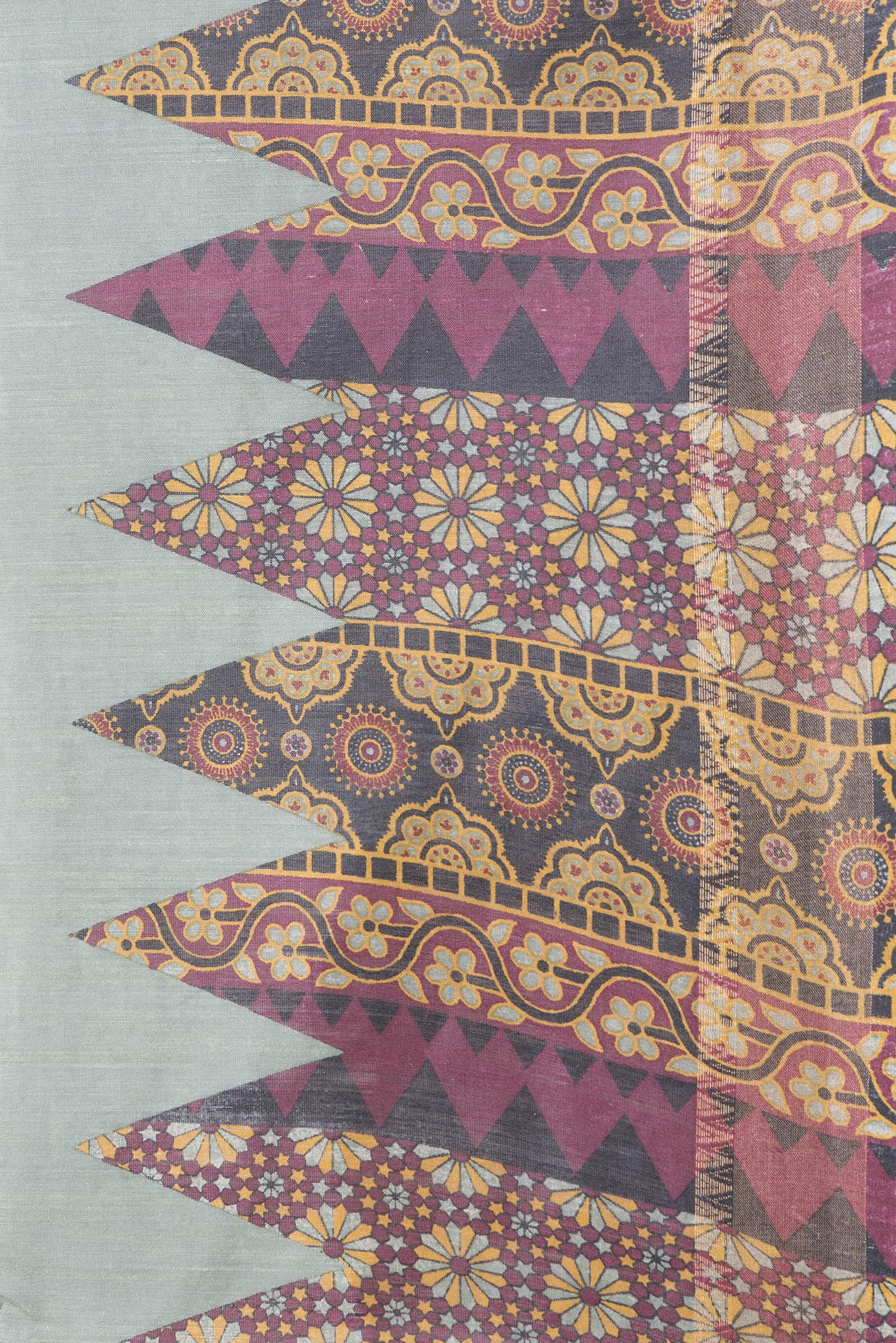 Grey Tussar Silk Saree - Image 3