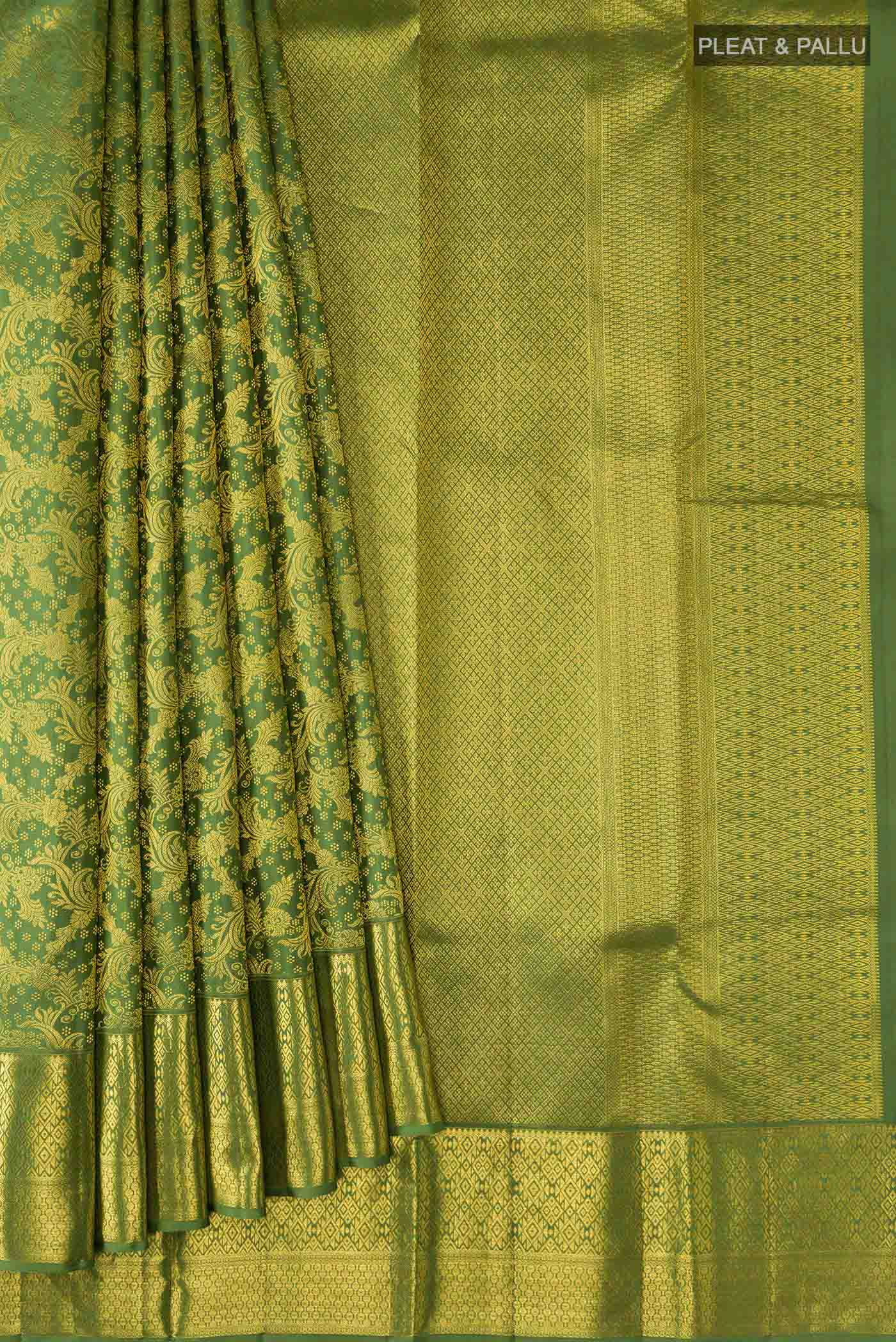 Green Kanjivaram Silk Saree - Image 4