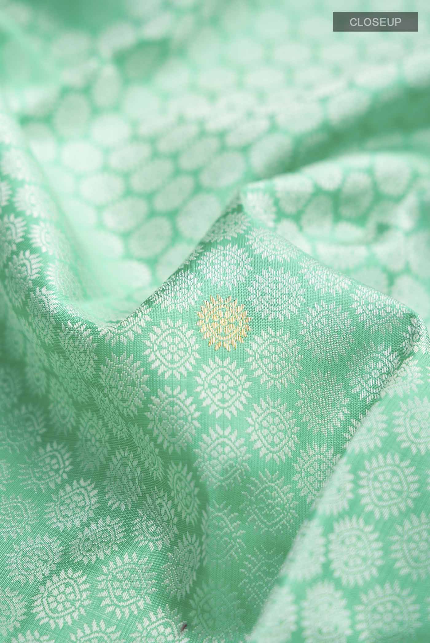 Green Kanchipuram Silk Saree - Image 2