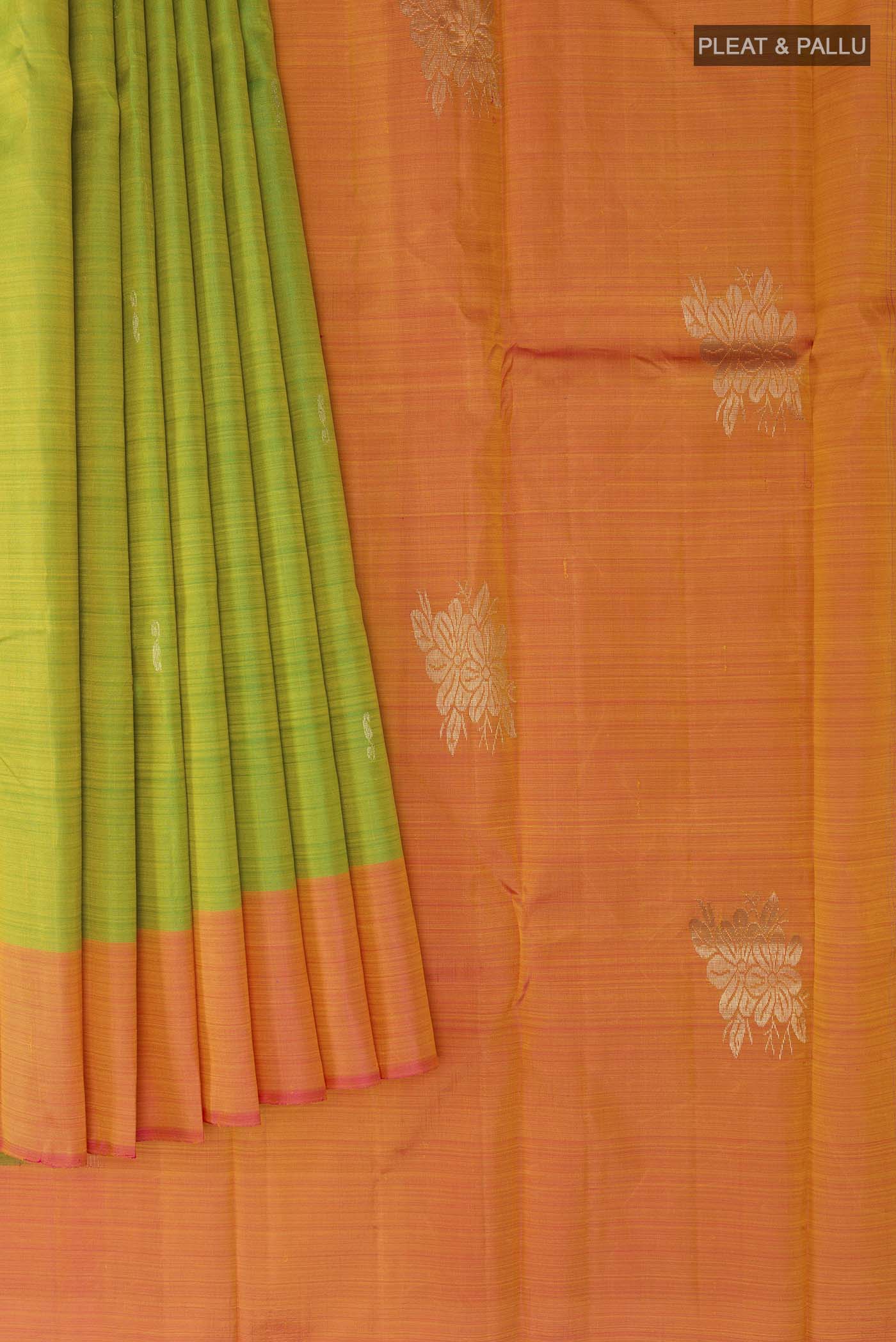 Green Kanjivaram Silk Saree - Image 4