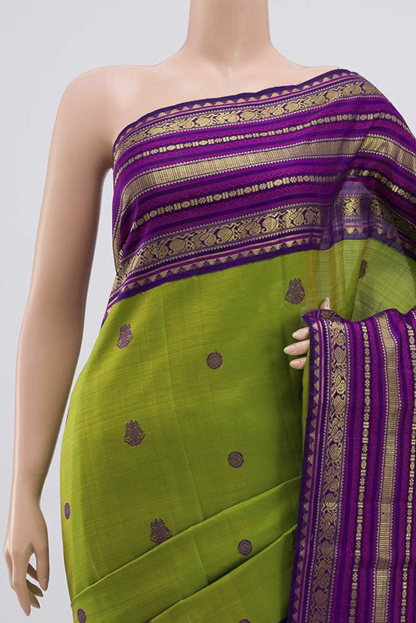 Green Kanchipuram Silk Saree - Image 2