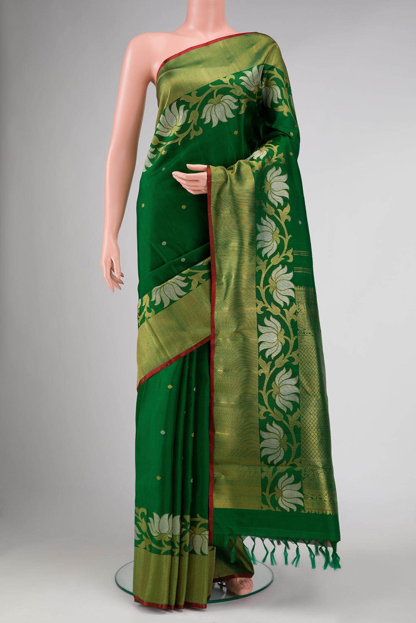 Green Kanchipuram Silk Saree - Image 8